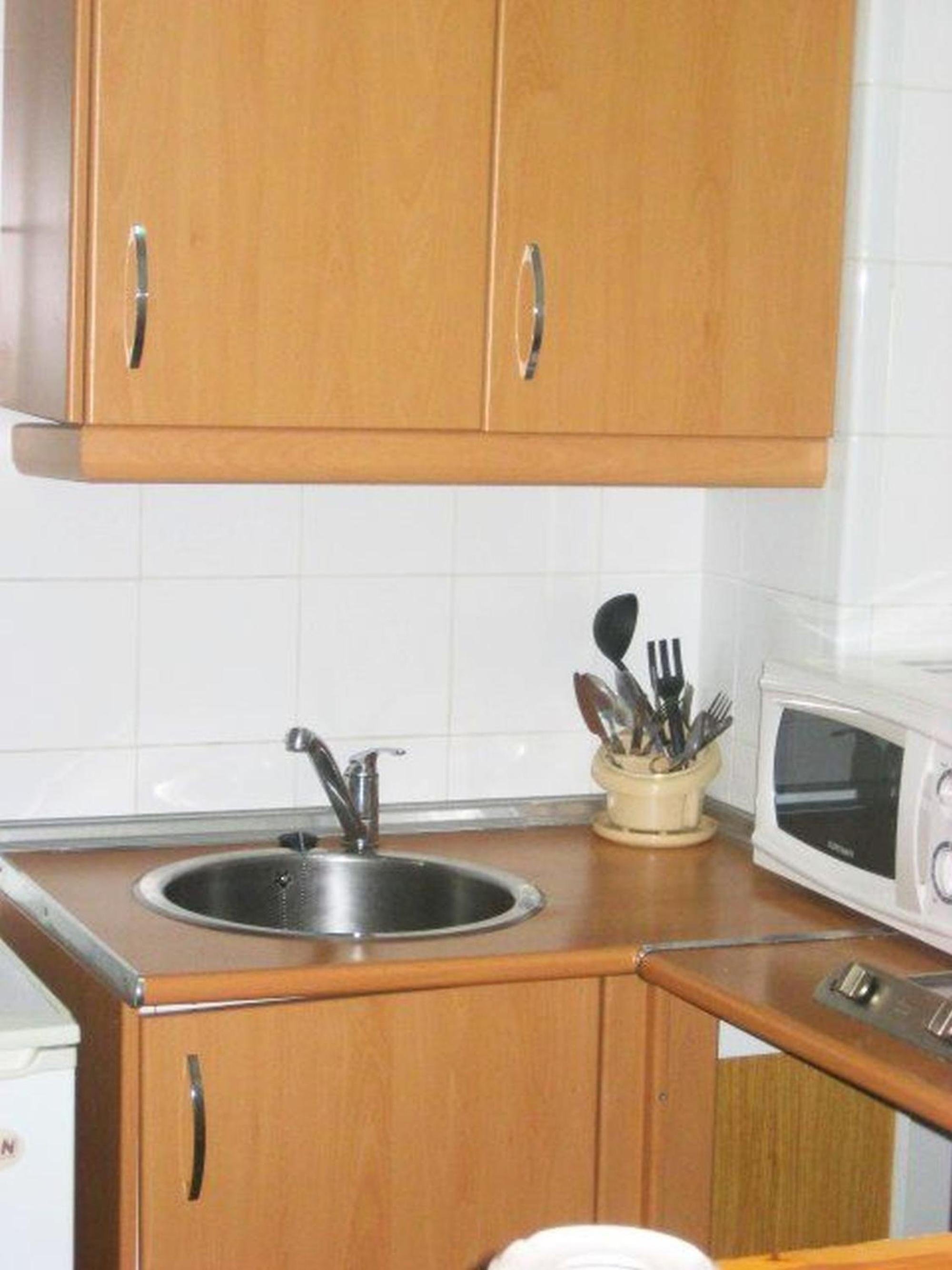 Two-Bedroom Penthouse Apartment - Photo 6