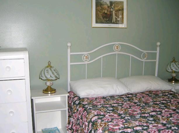 One-Bedroom Cottage