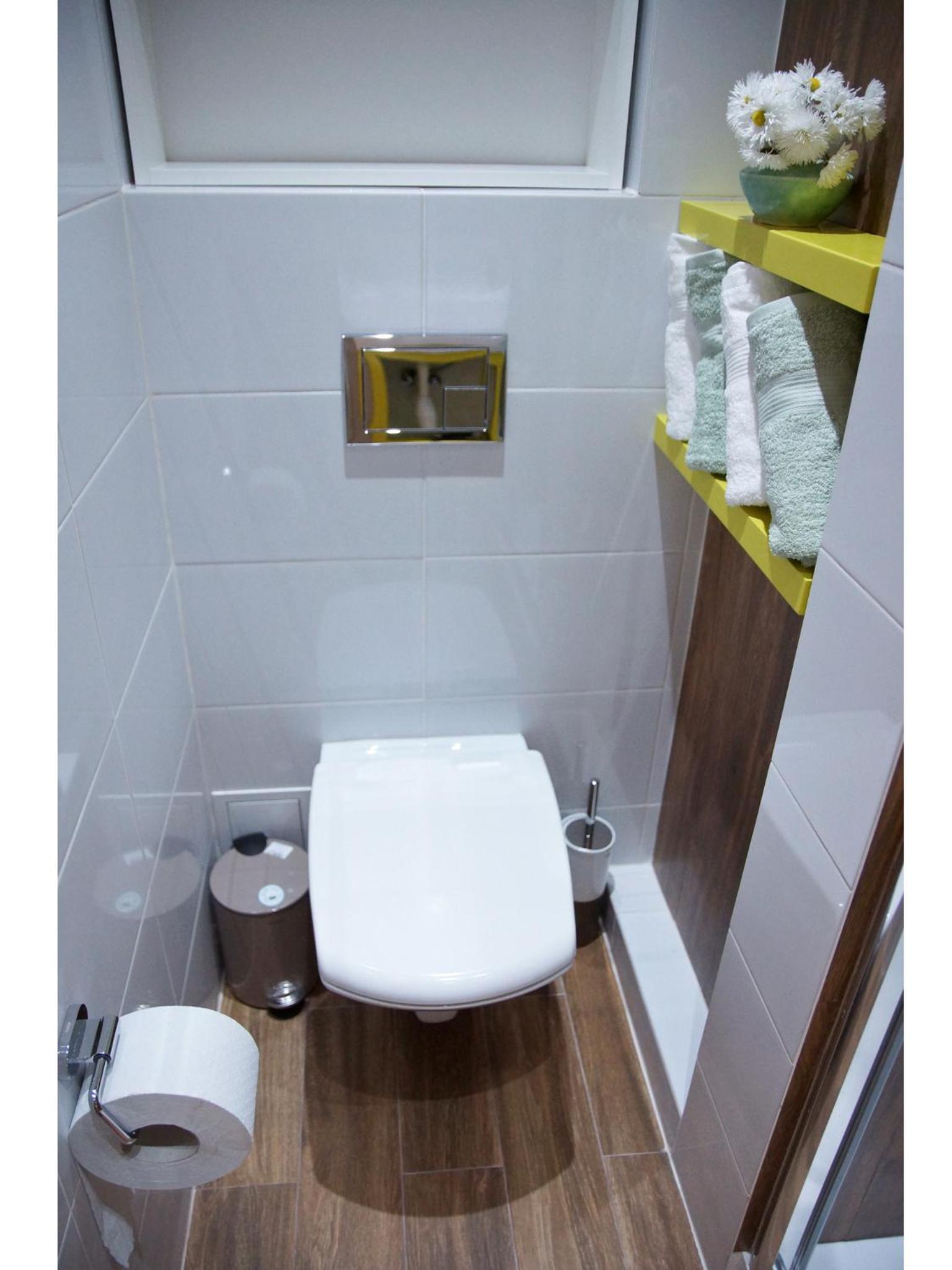 One-Bedroom Apartment - Photo 15