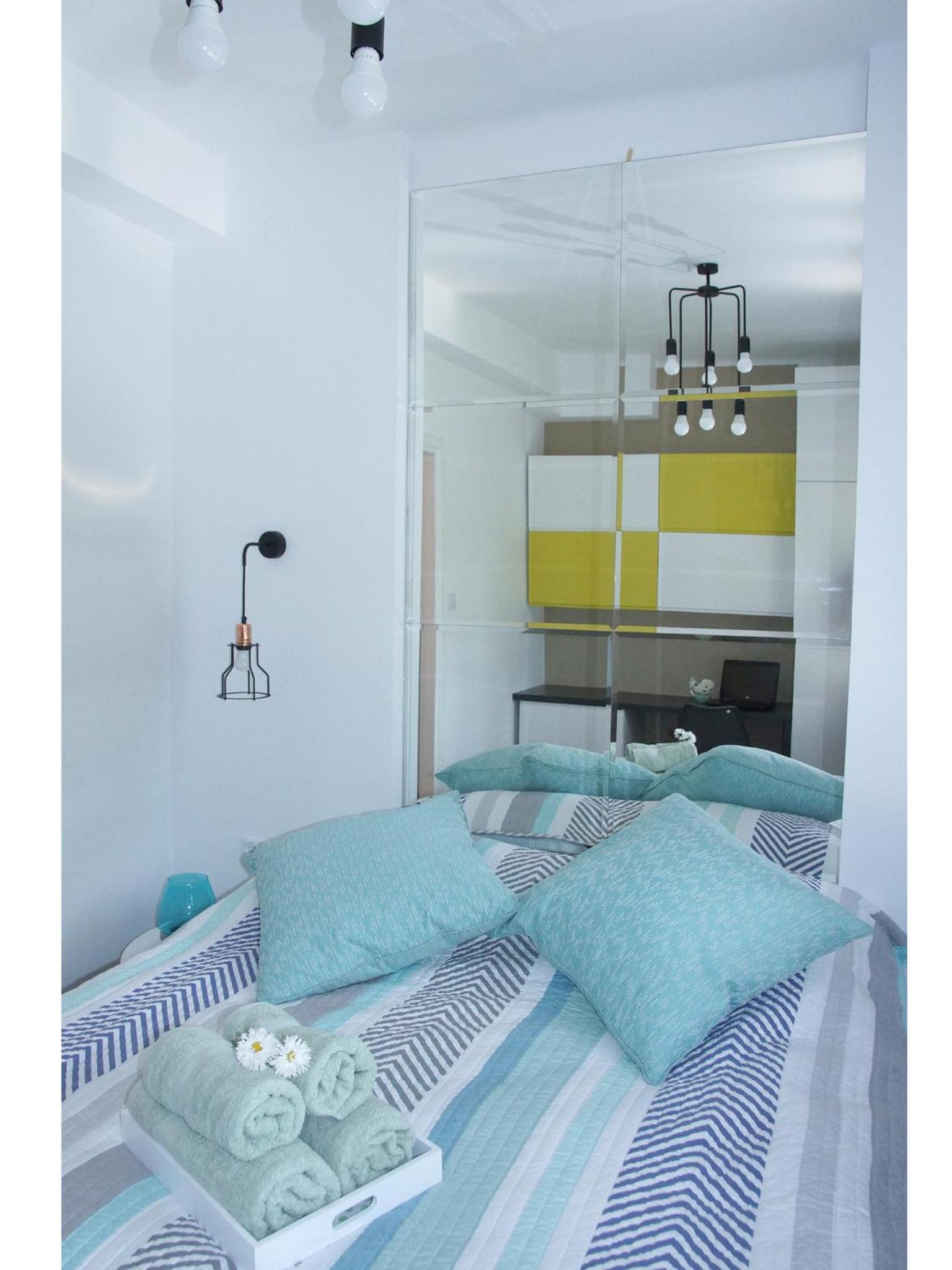 One-Bedroom Apartment - Photo 21