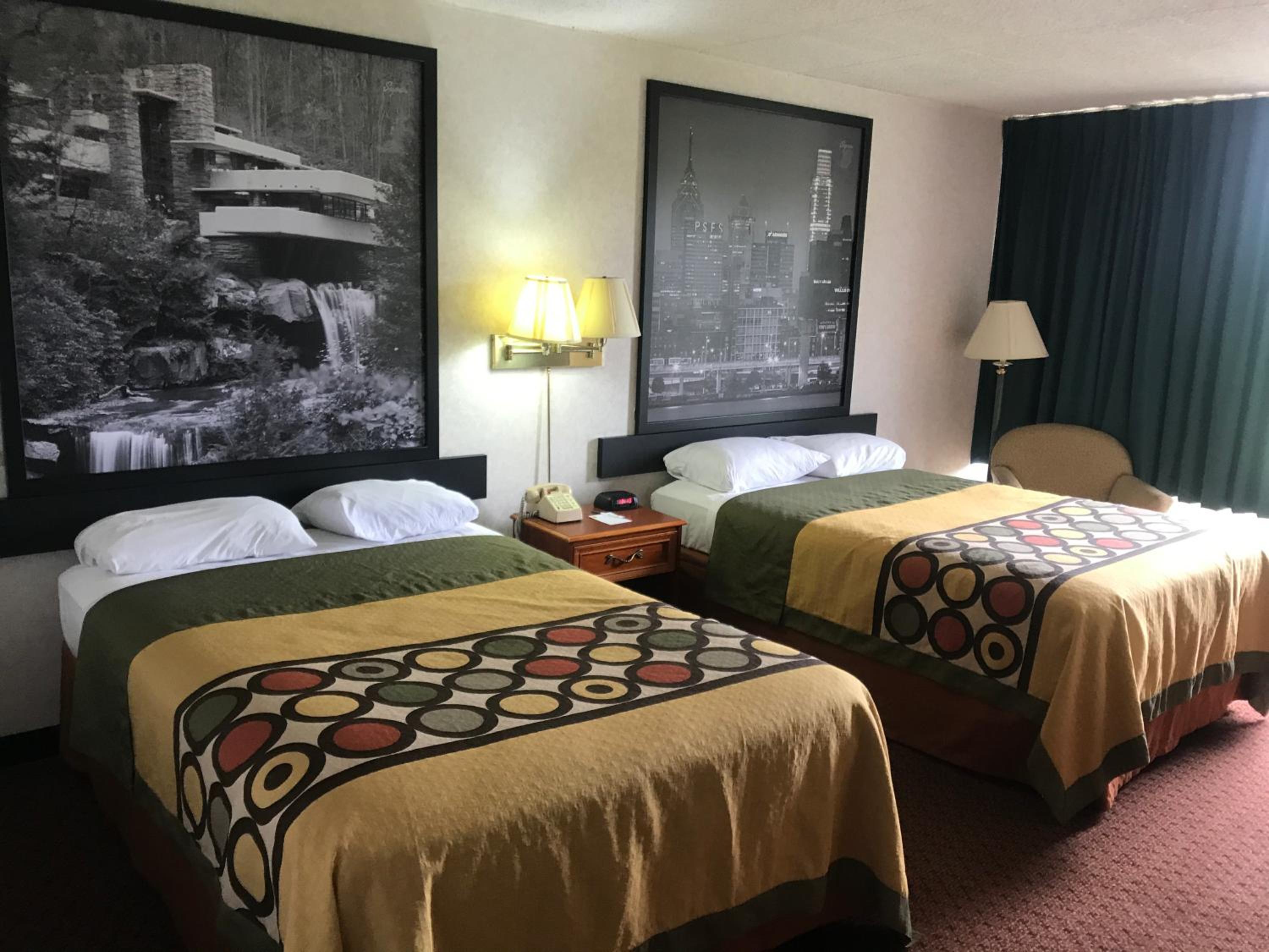 Double Room With Two Double Beds - Smoking - Photo 1