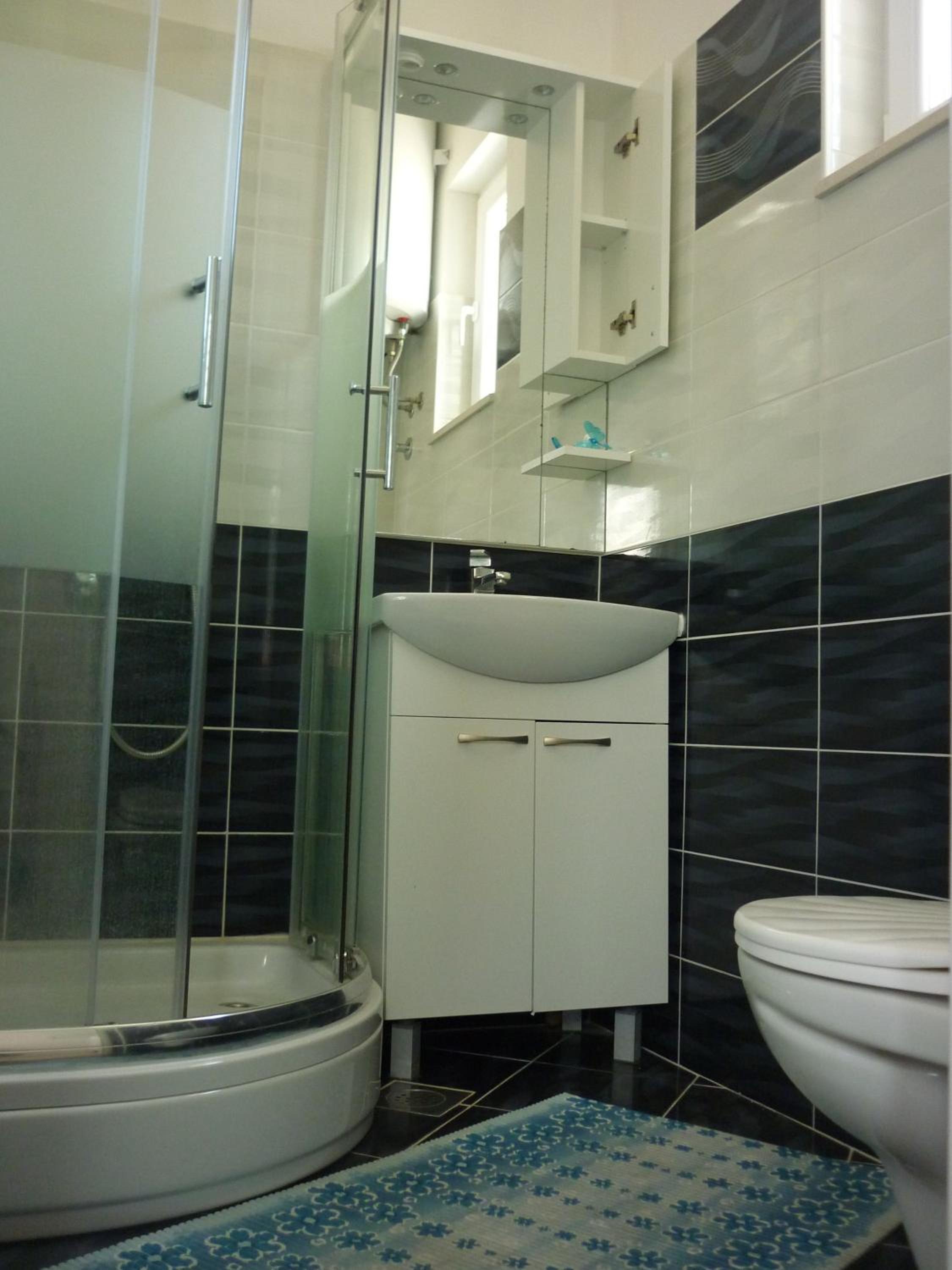 Apartment - Ground Floor photo 3