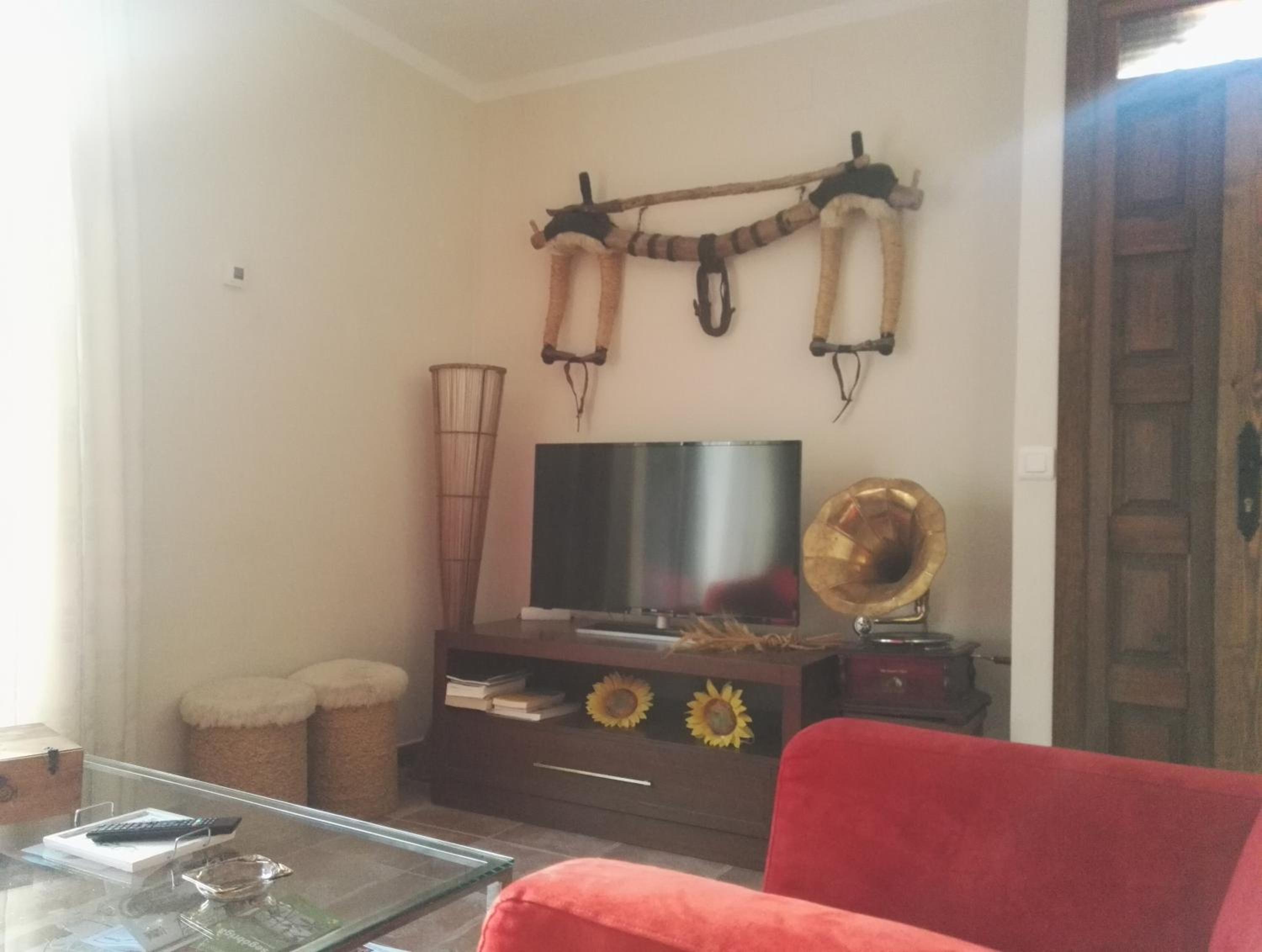 Three-Bedroom House - Photo 1