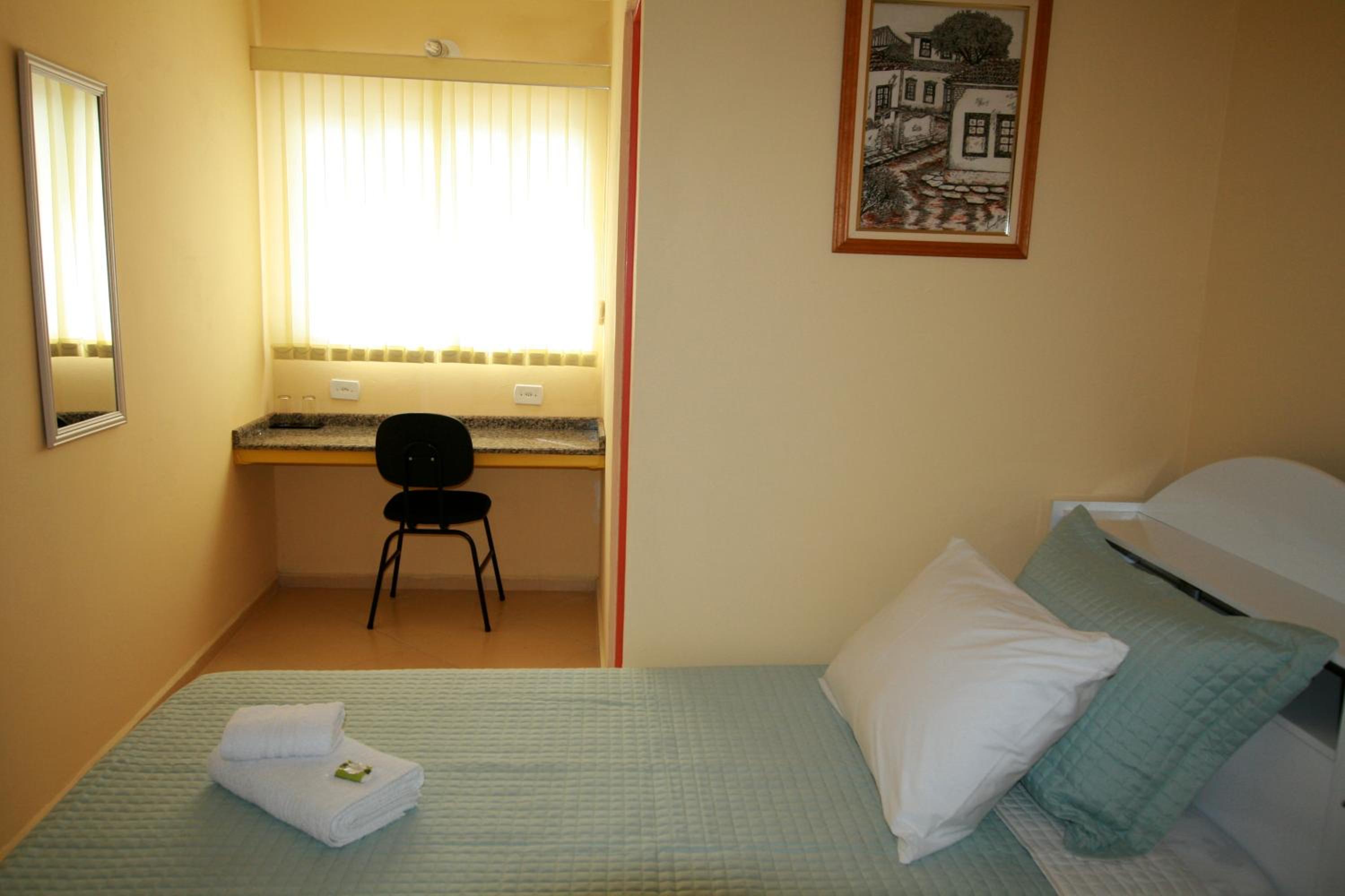 Single Room With Private Bathroom photo 3