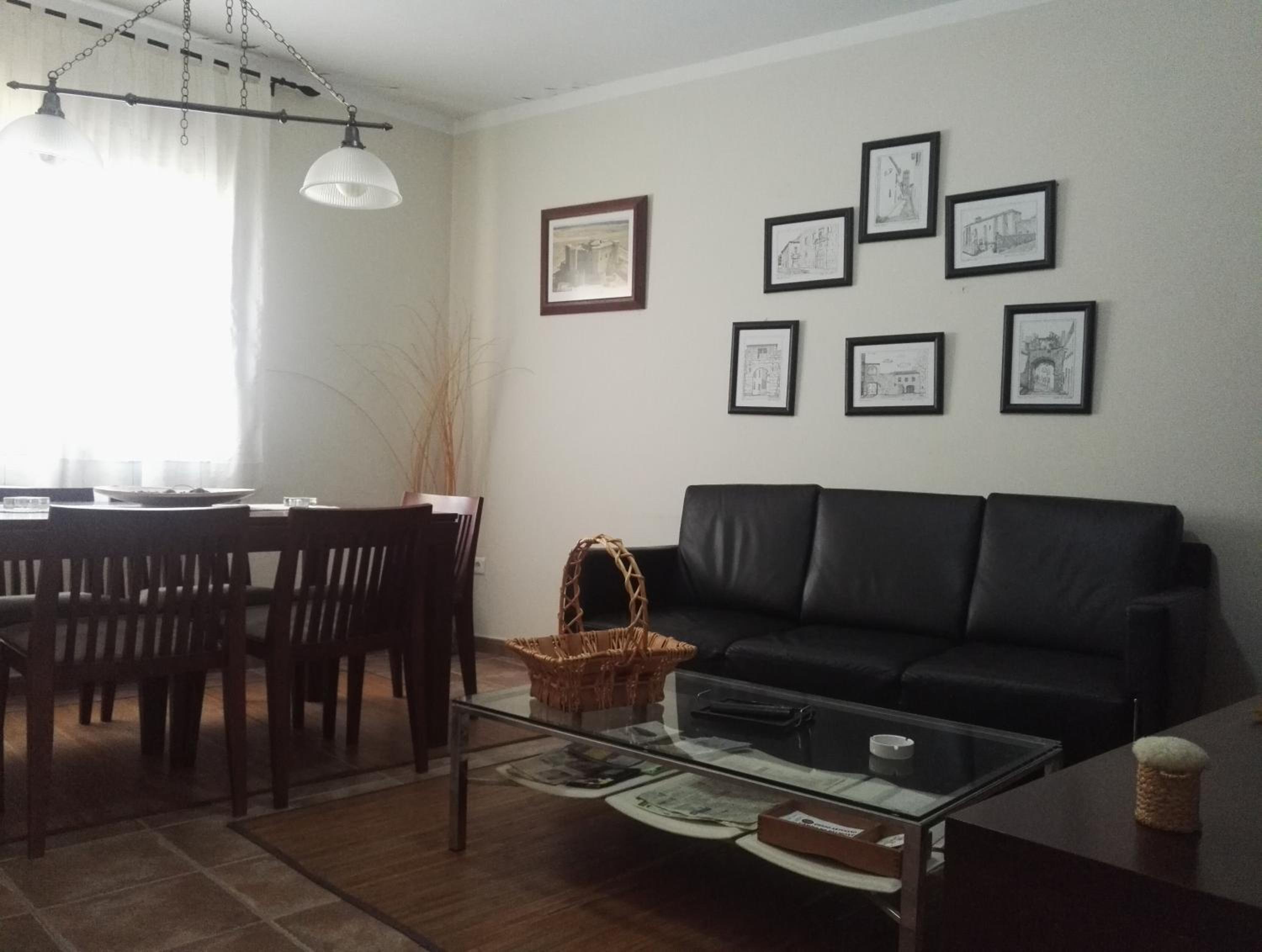 Four-Bedroom House - Photo 36
