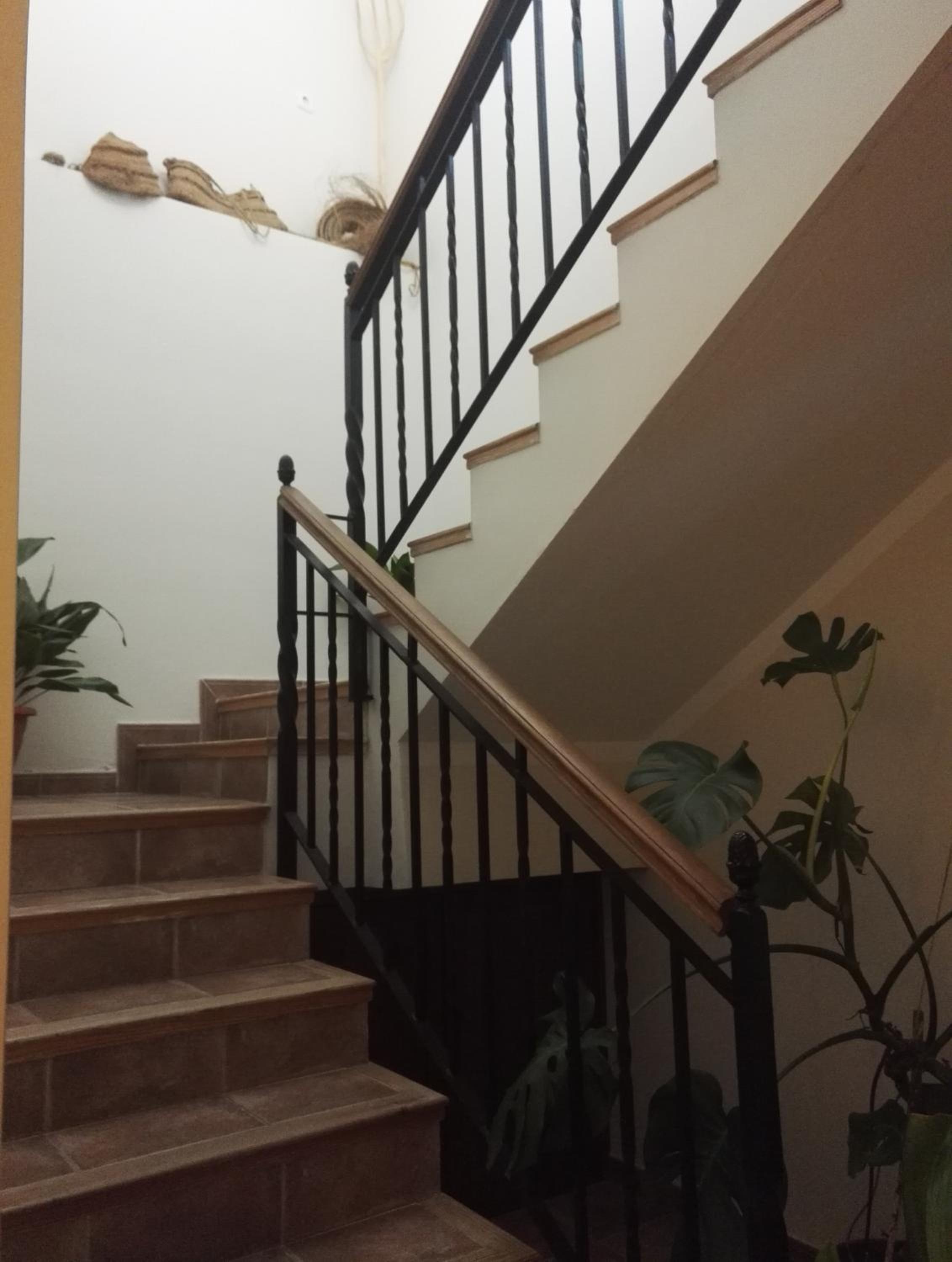 Four-Bedroom House - Photo 23