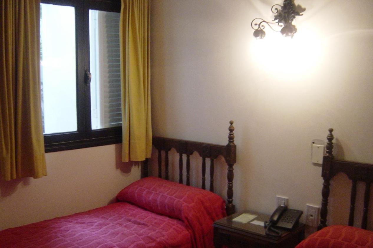 Single Room with Private Bathroom