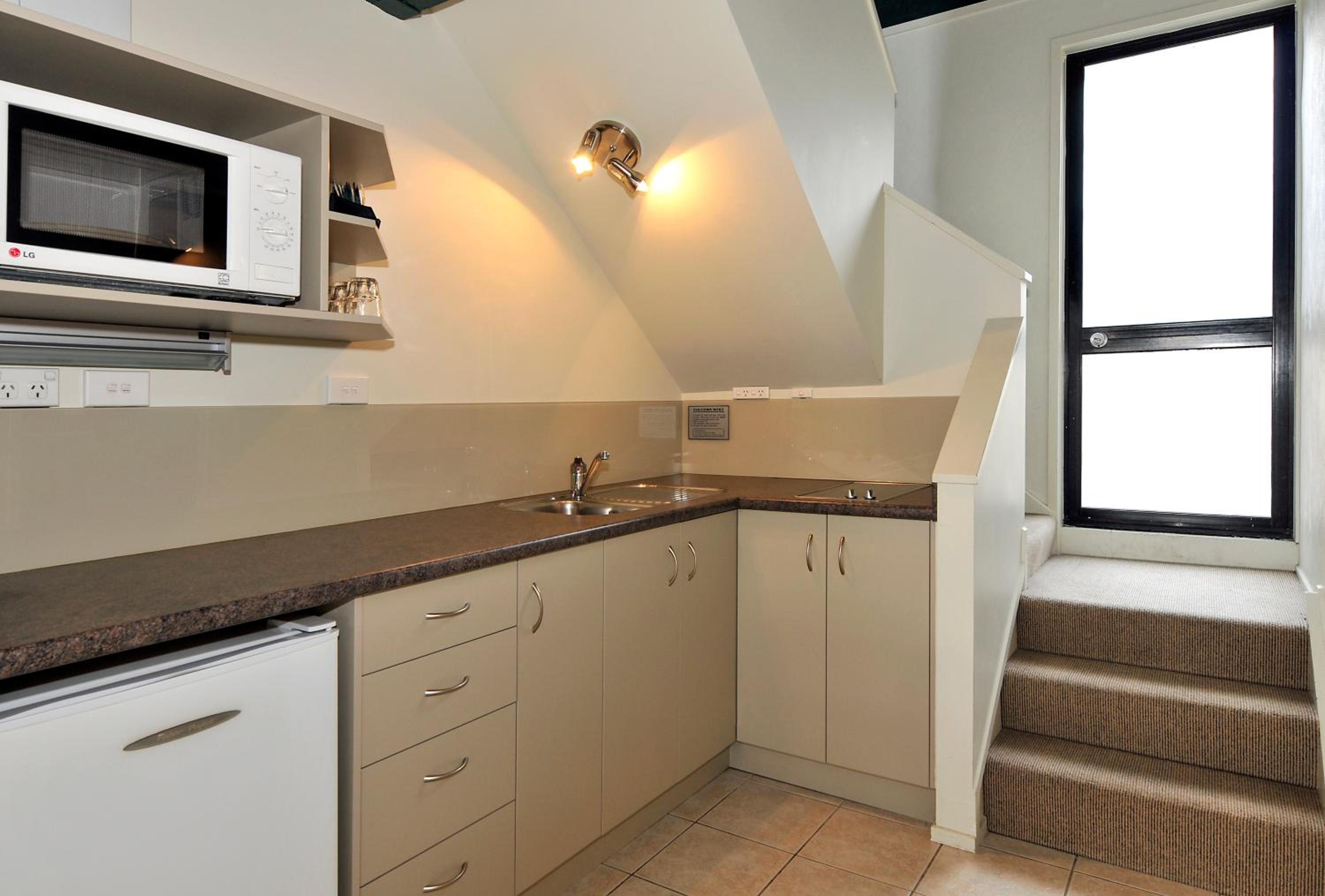 Twin Apartment with Spa Pool - Photo 5