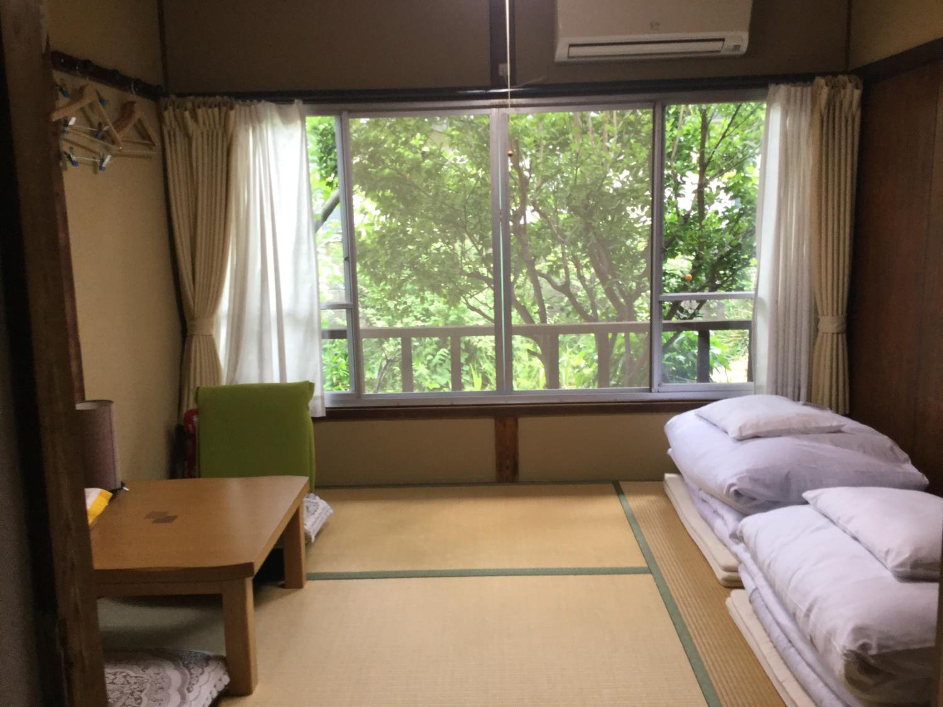 Japanese-Style Twin Room with Shared Bathroom photo 1