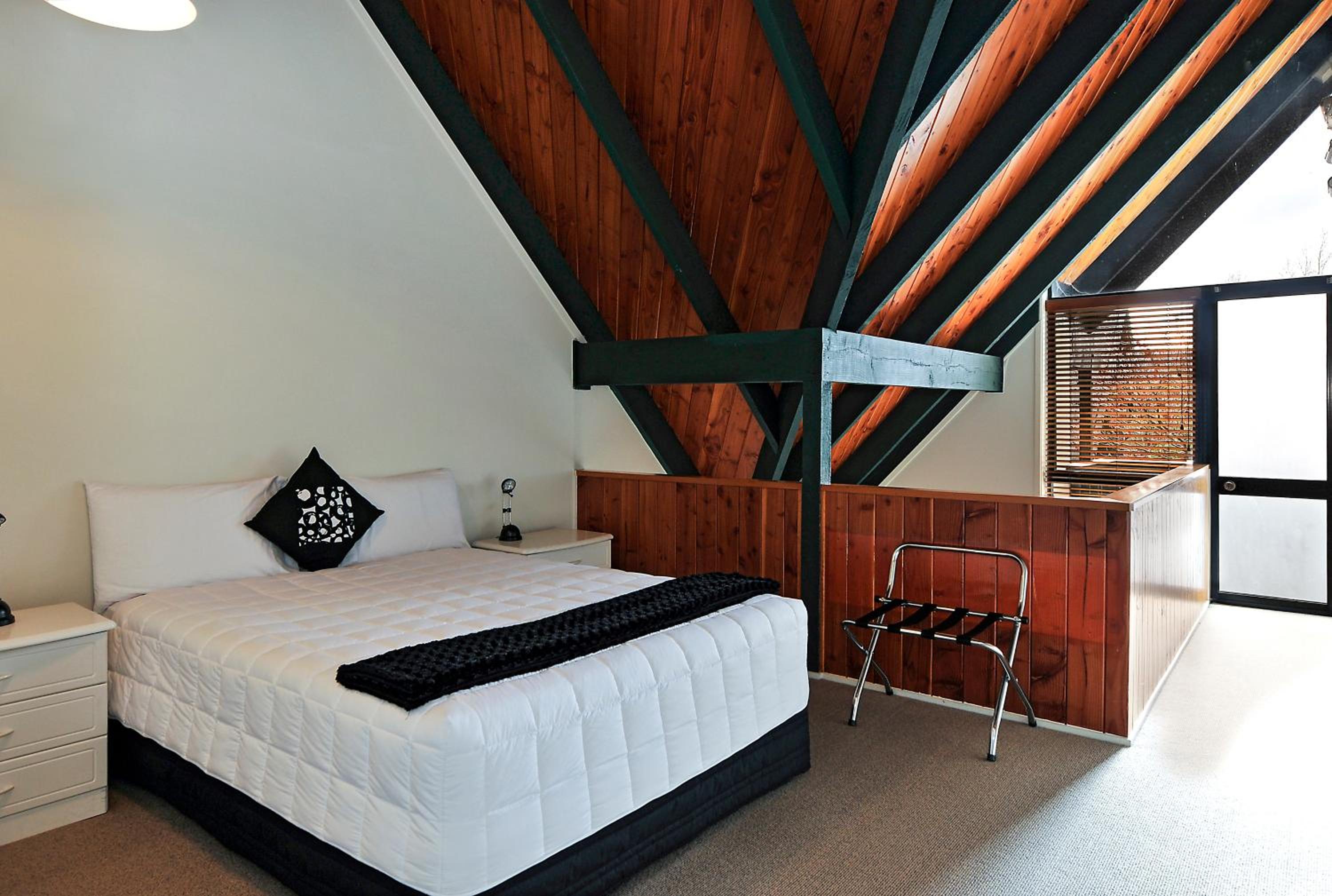 Twin Apartment with Spa Pool - Photo 4