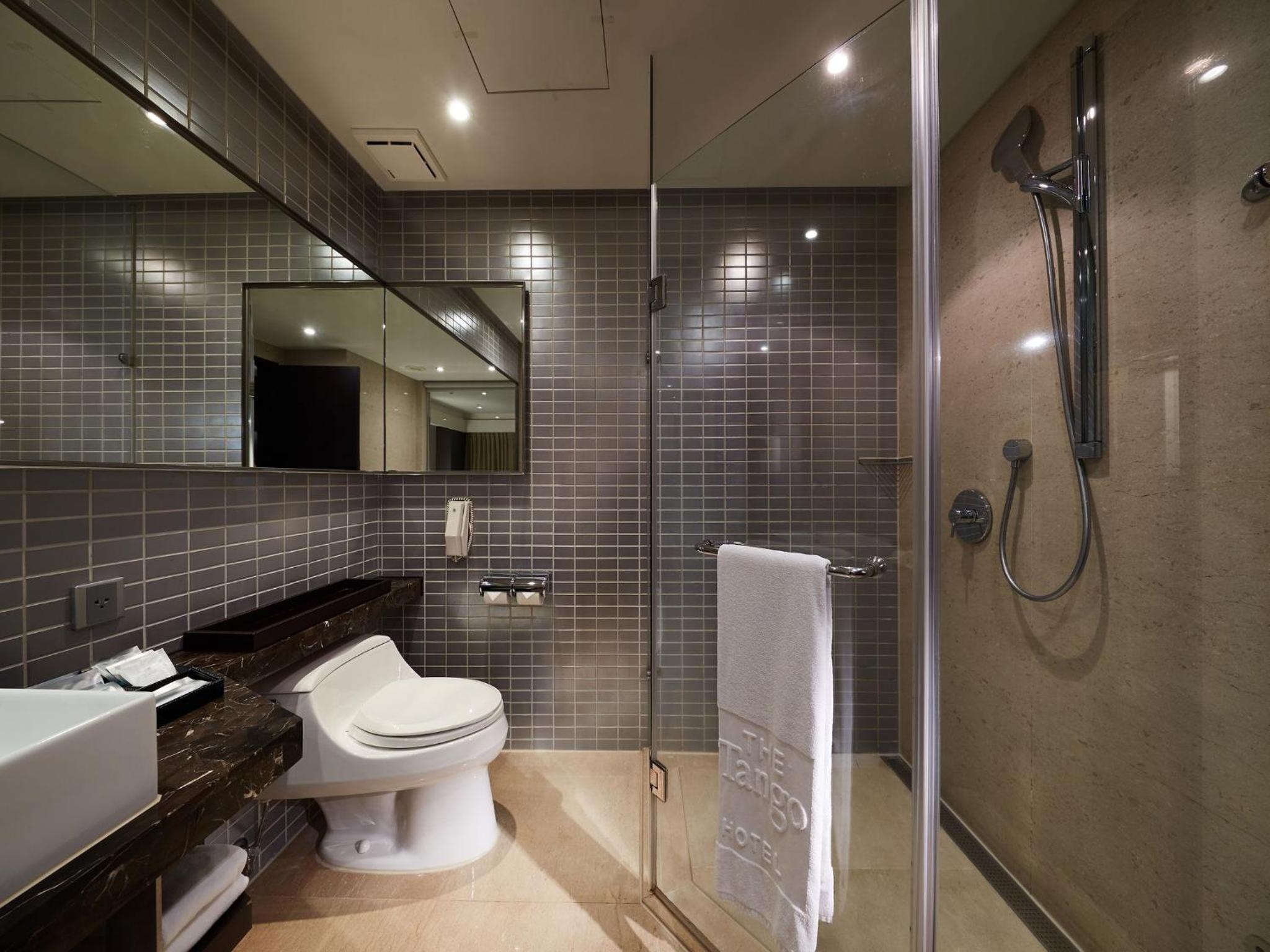 Twin Room with City View