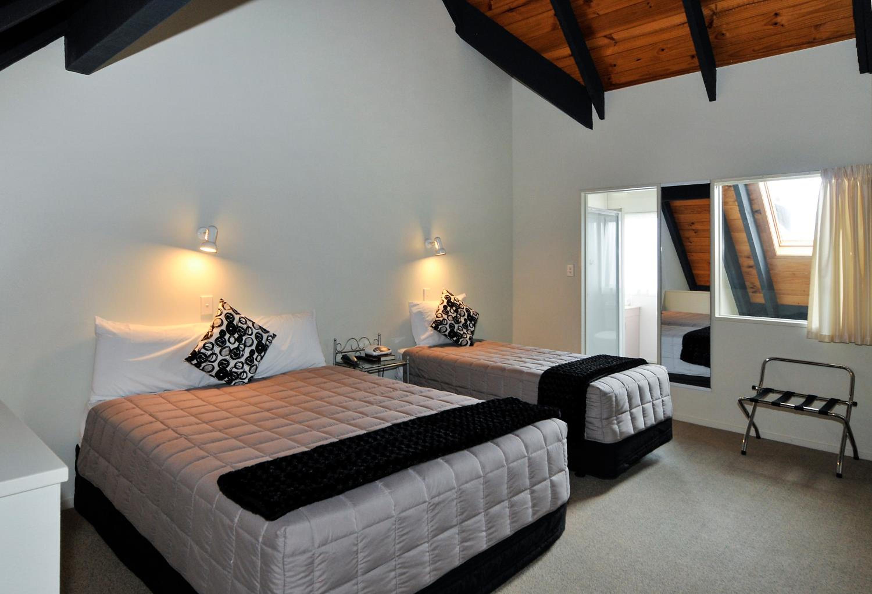 Executive Apartment with Spa Pool - Photo 1