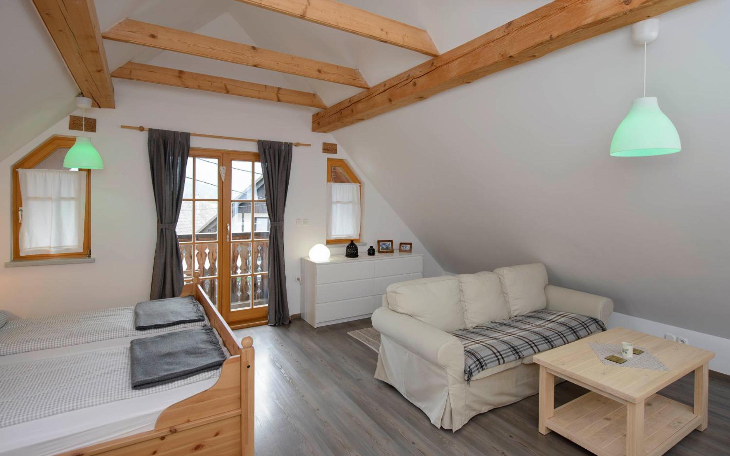 Deluxe Family Suite photo 3