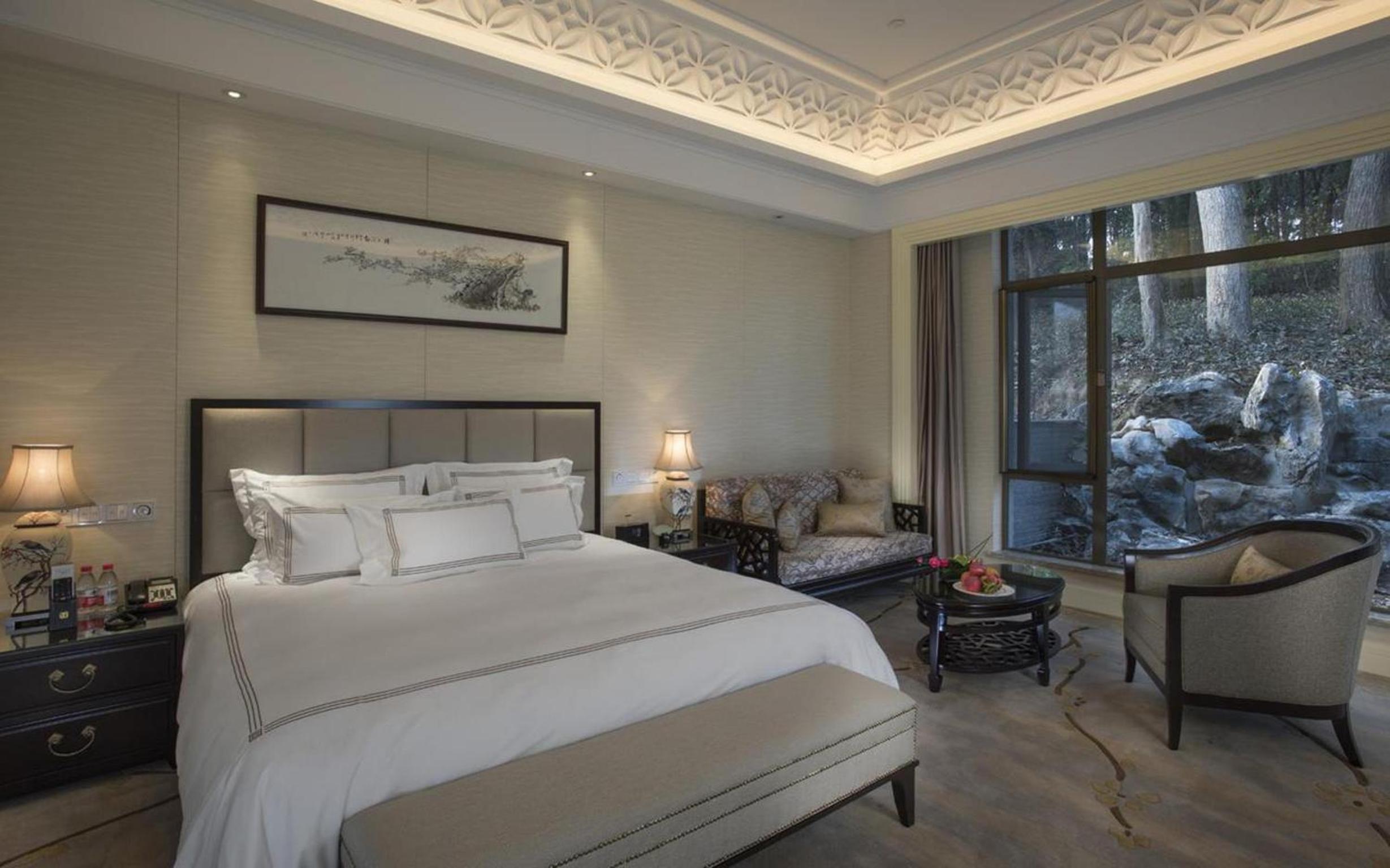 Elegant King Room