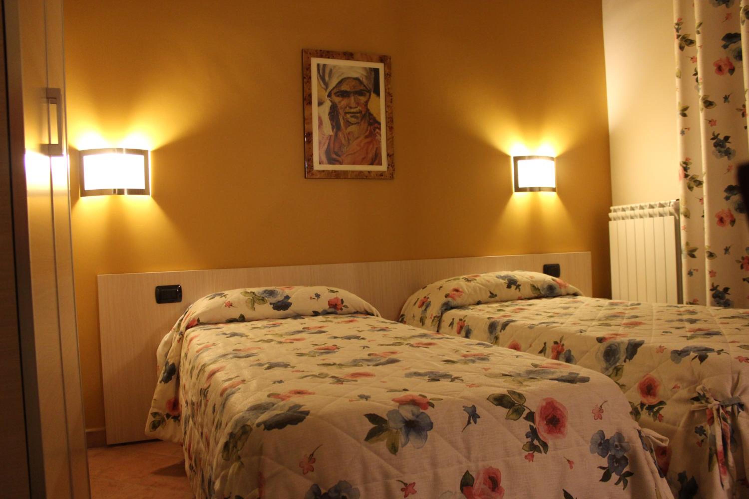 Single Room photo 1