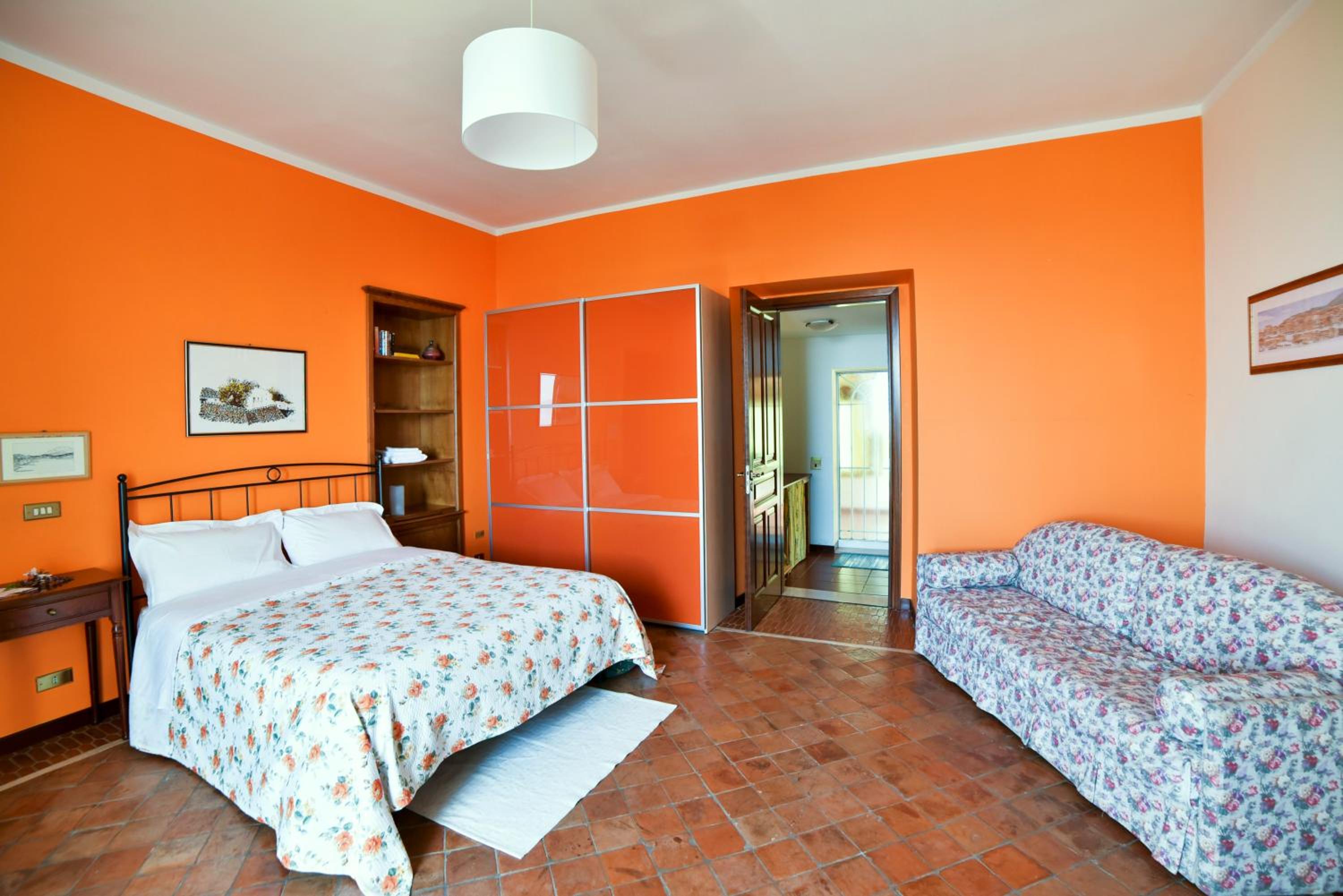 Deluxe Double Room with Balcony and Sea View photo 2