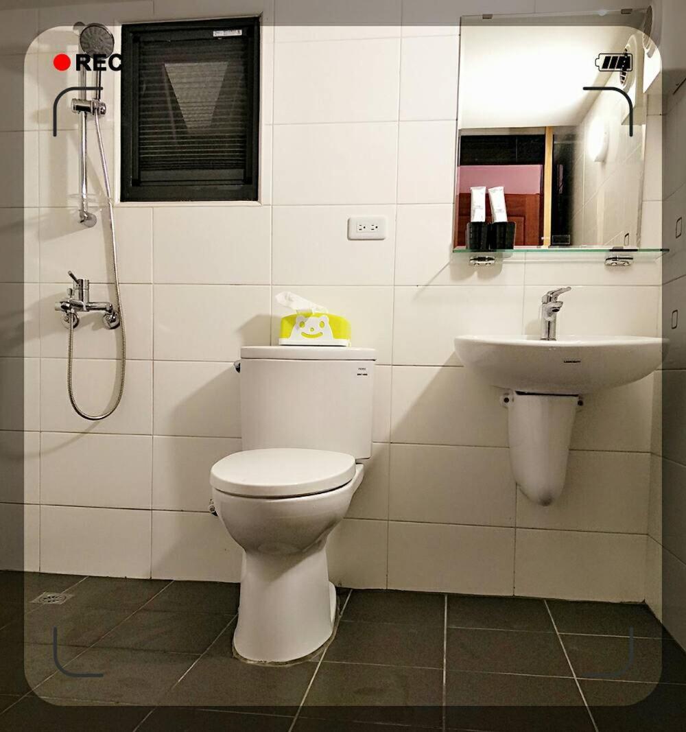 Budget Double Room photo 3