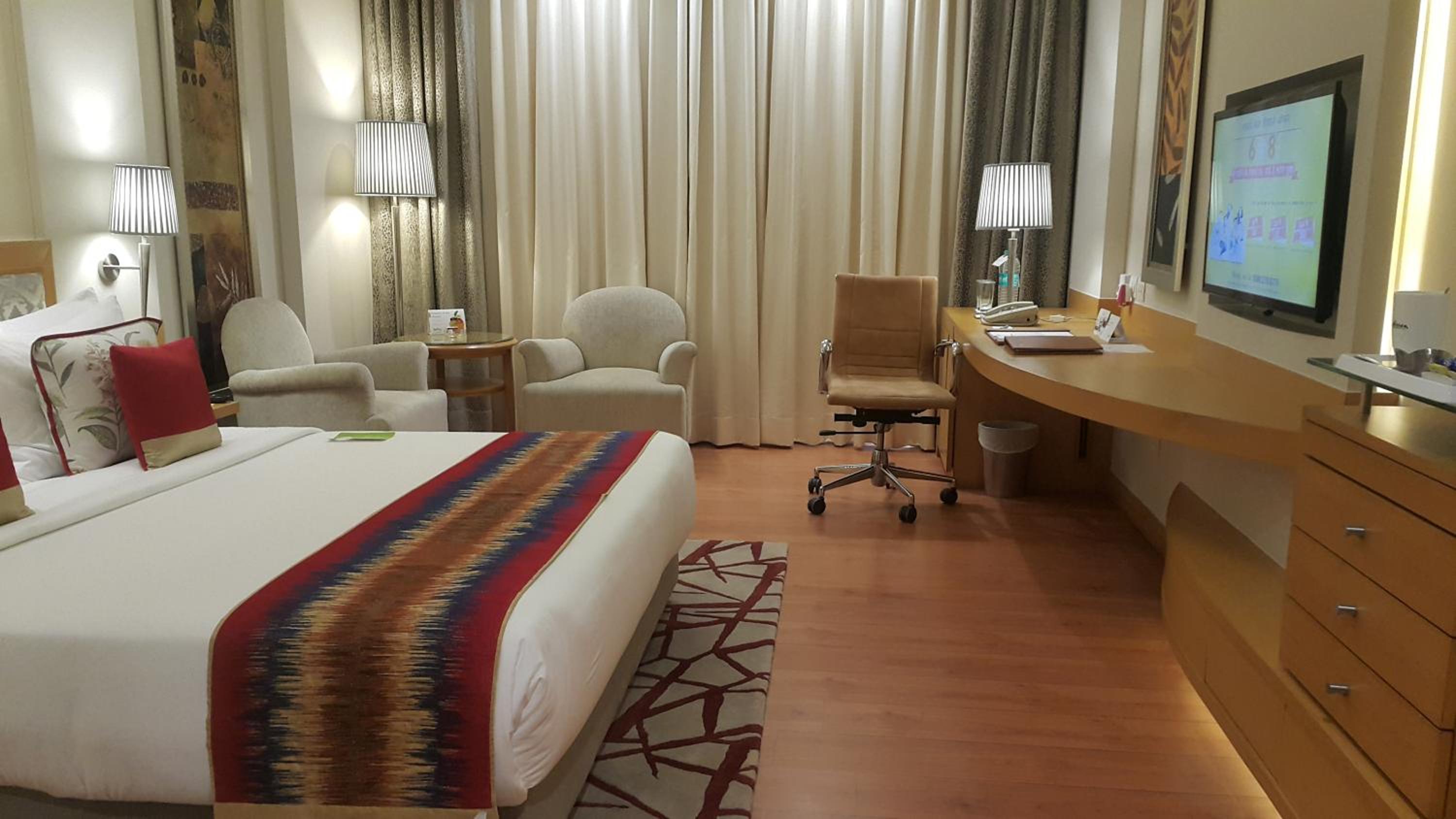 Premium Double or Twin Room with 15% discount on Food and Soft beverage - Photo 9