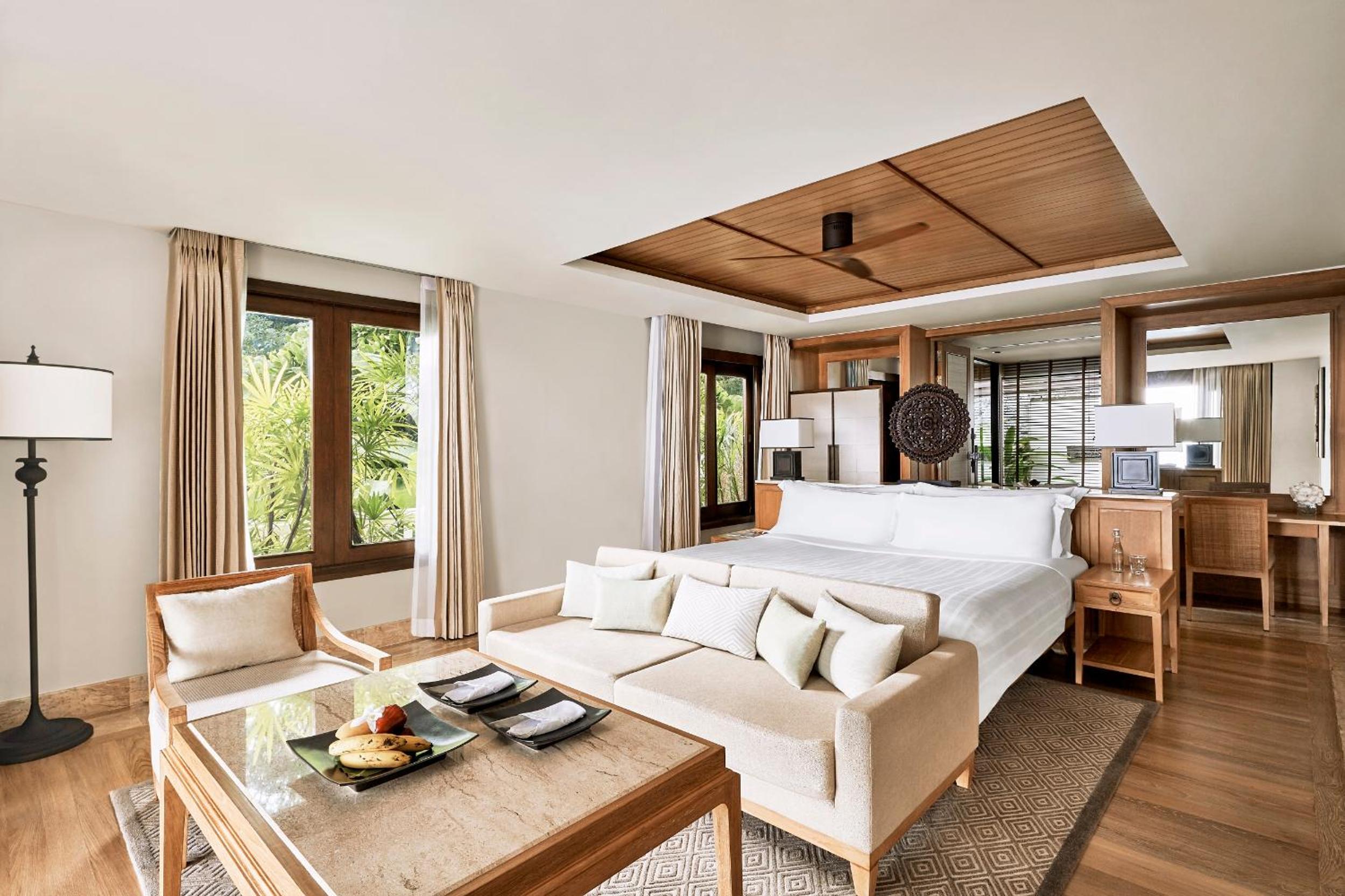 Ocean View Pool Junior Suite - Photo 1