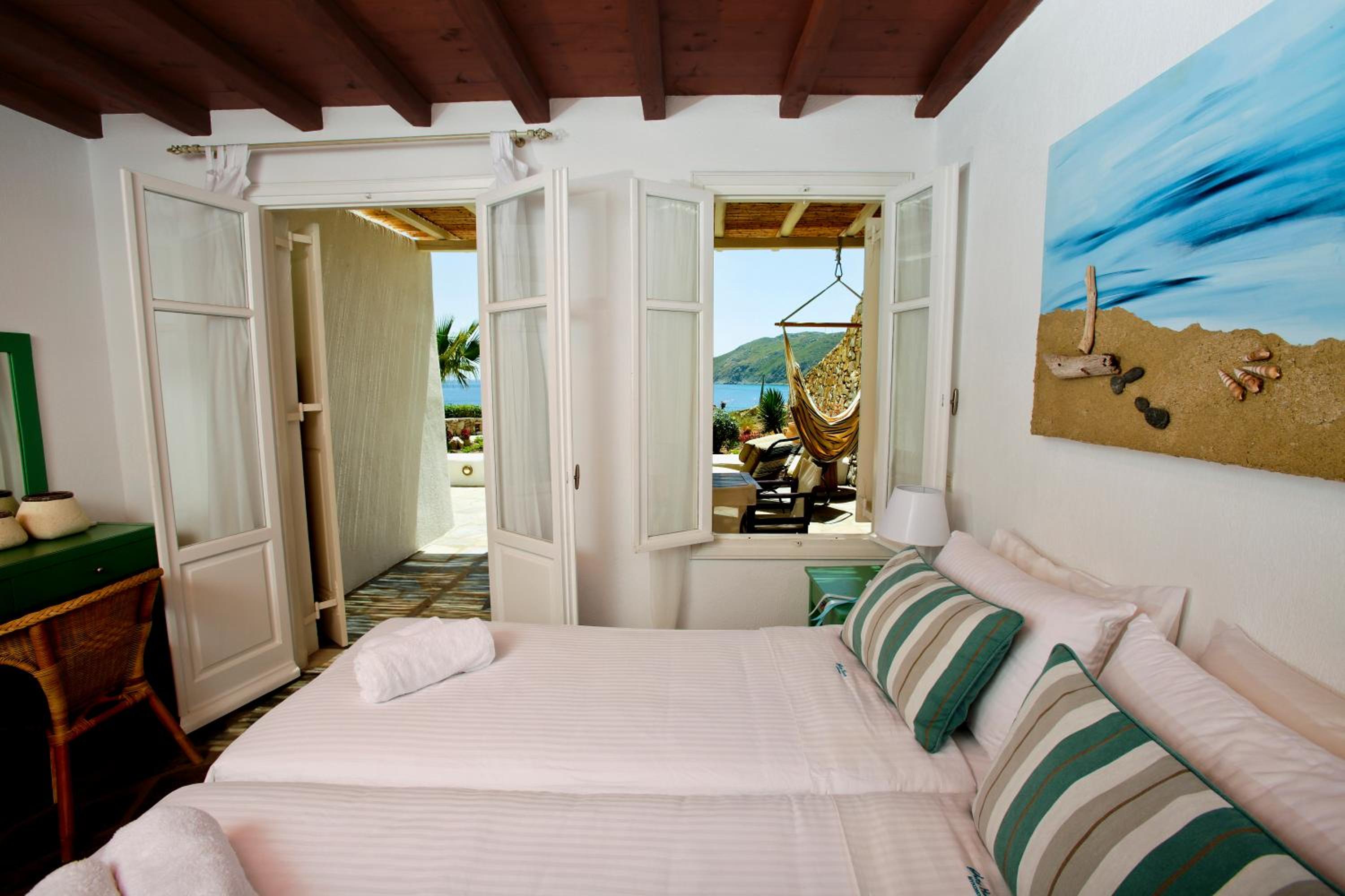 One Bedroom Apartment with Sea View photo 1