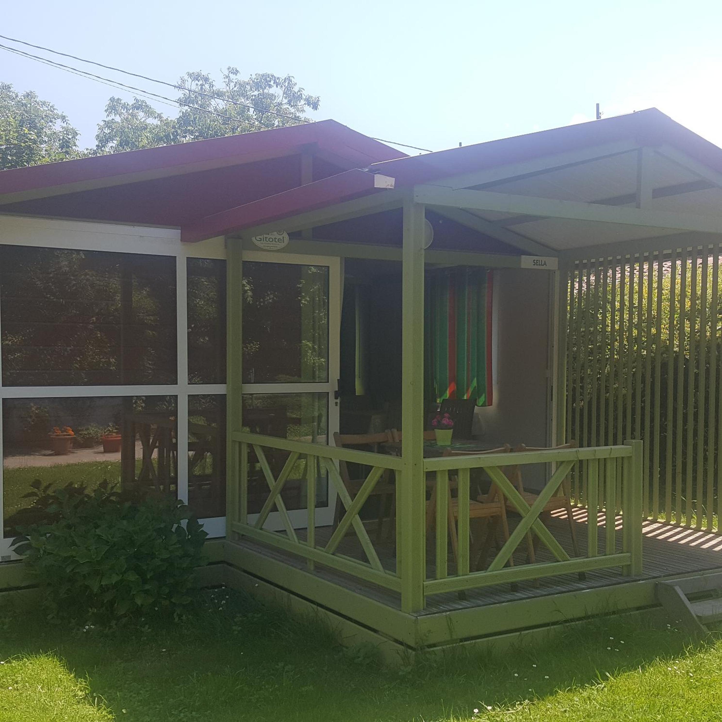 Bungalow with Garden View photo 3