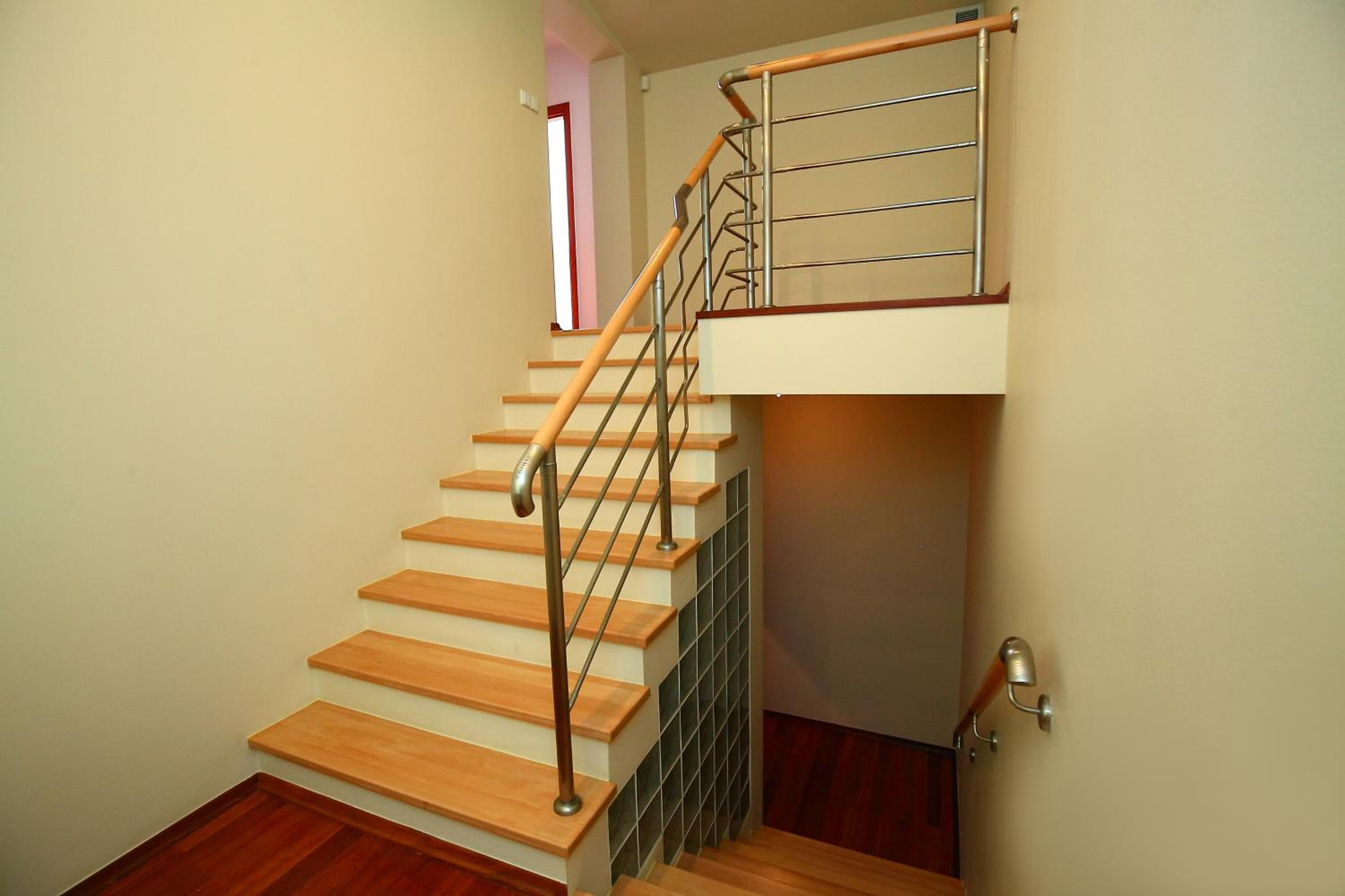 Duplex Apartment - Photo 4