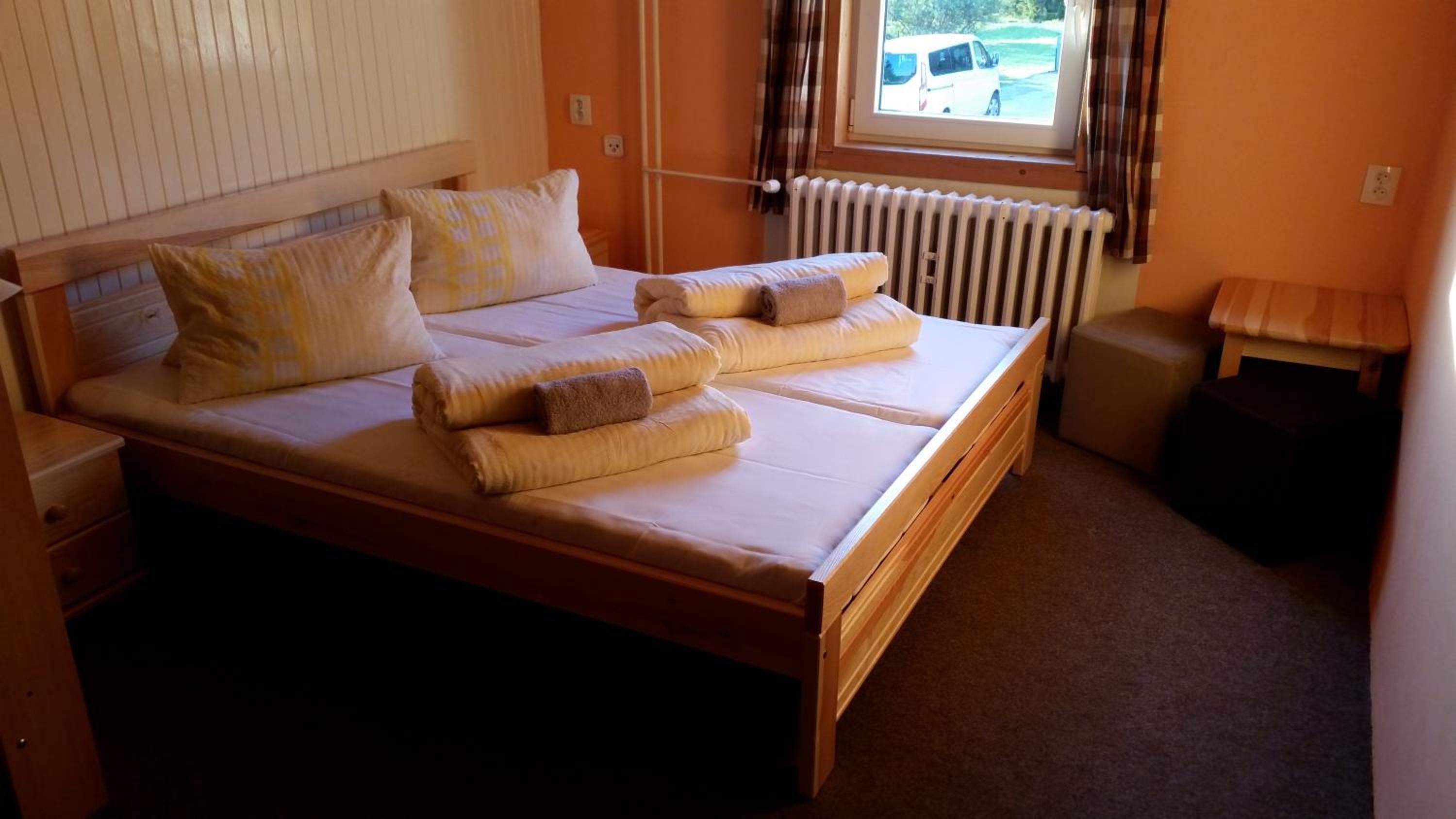 Quadruple Room with Private Bathroom photo 1