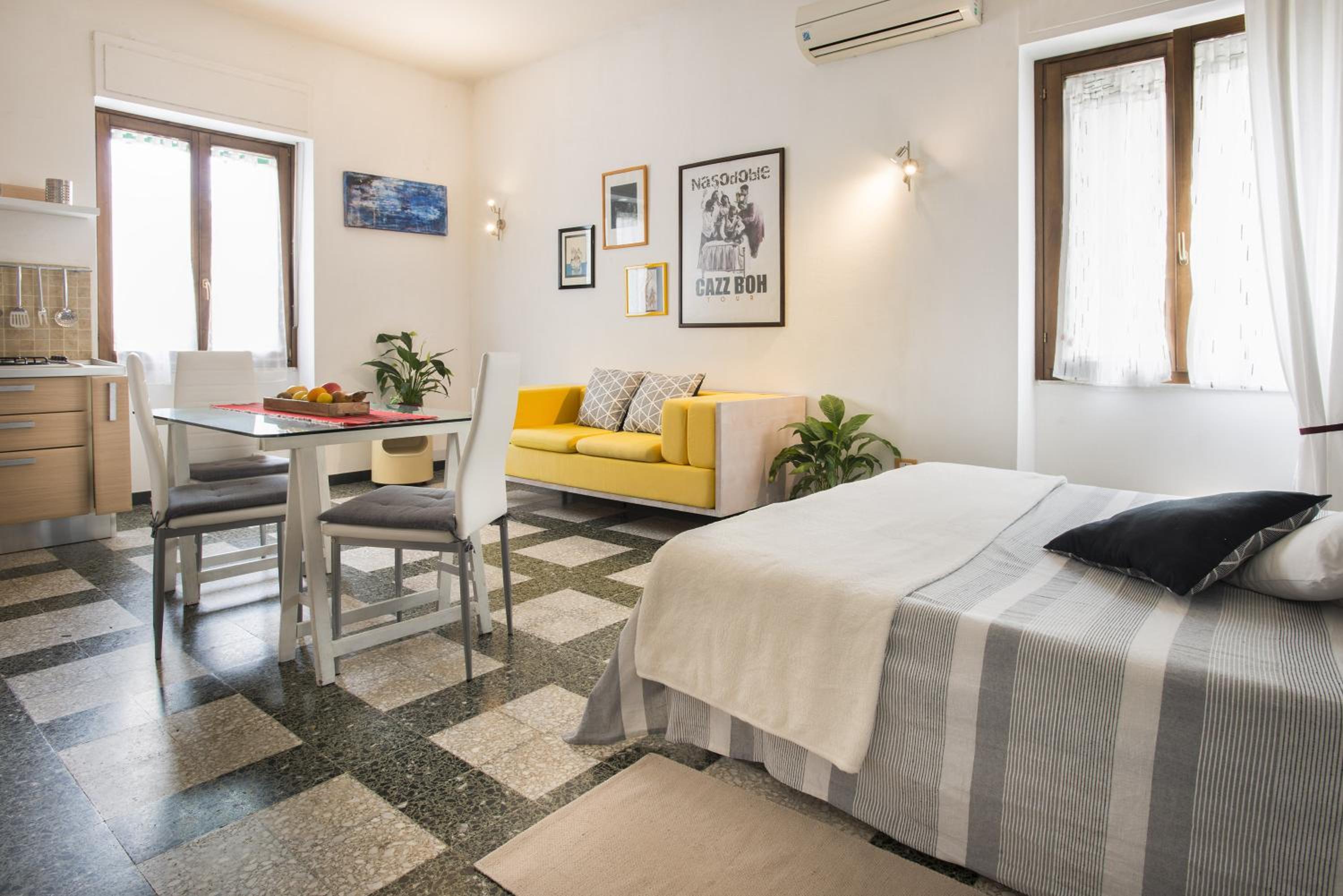 Studio Apartment
