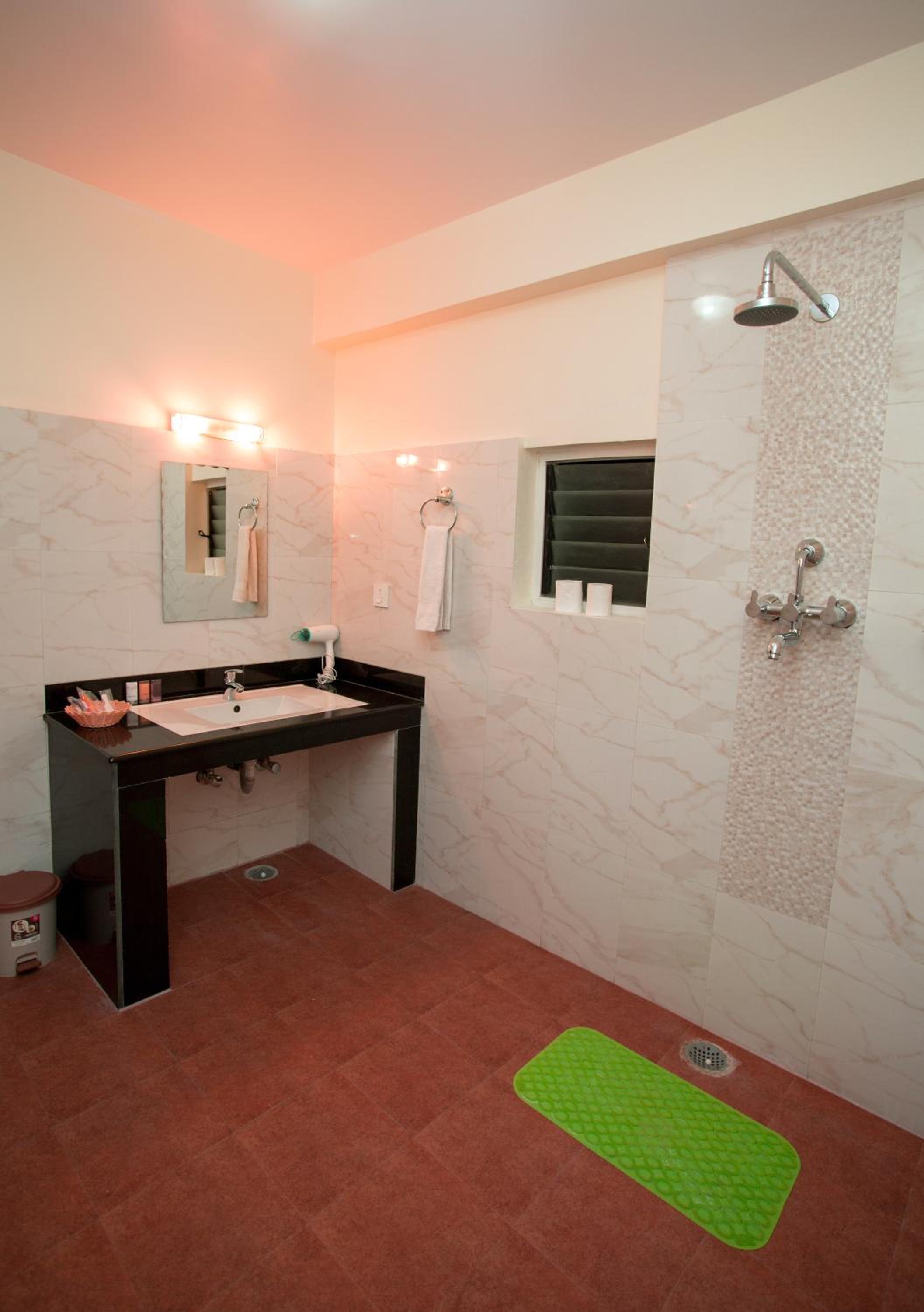 Deluxe Twin Room photo 2