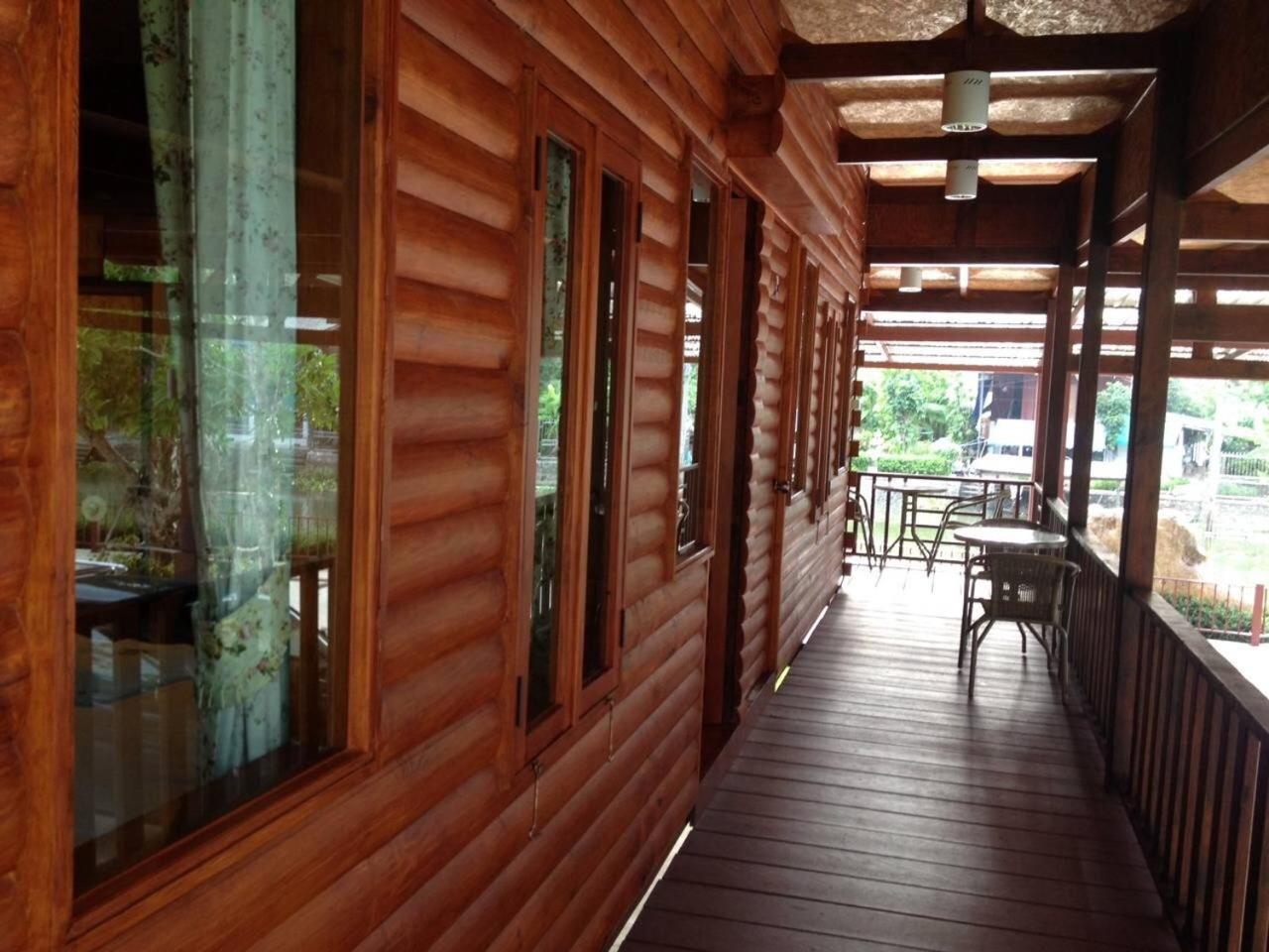 Double Room with Park View - Photo 2