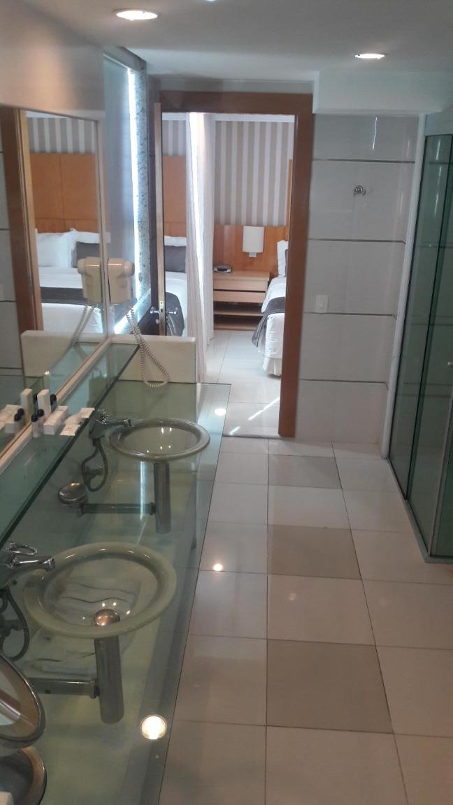 Suite (2 Adults) - Photo 8
