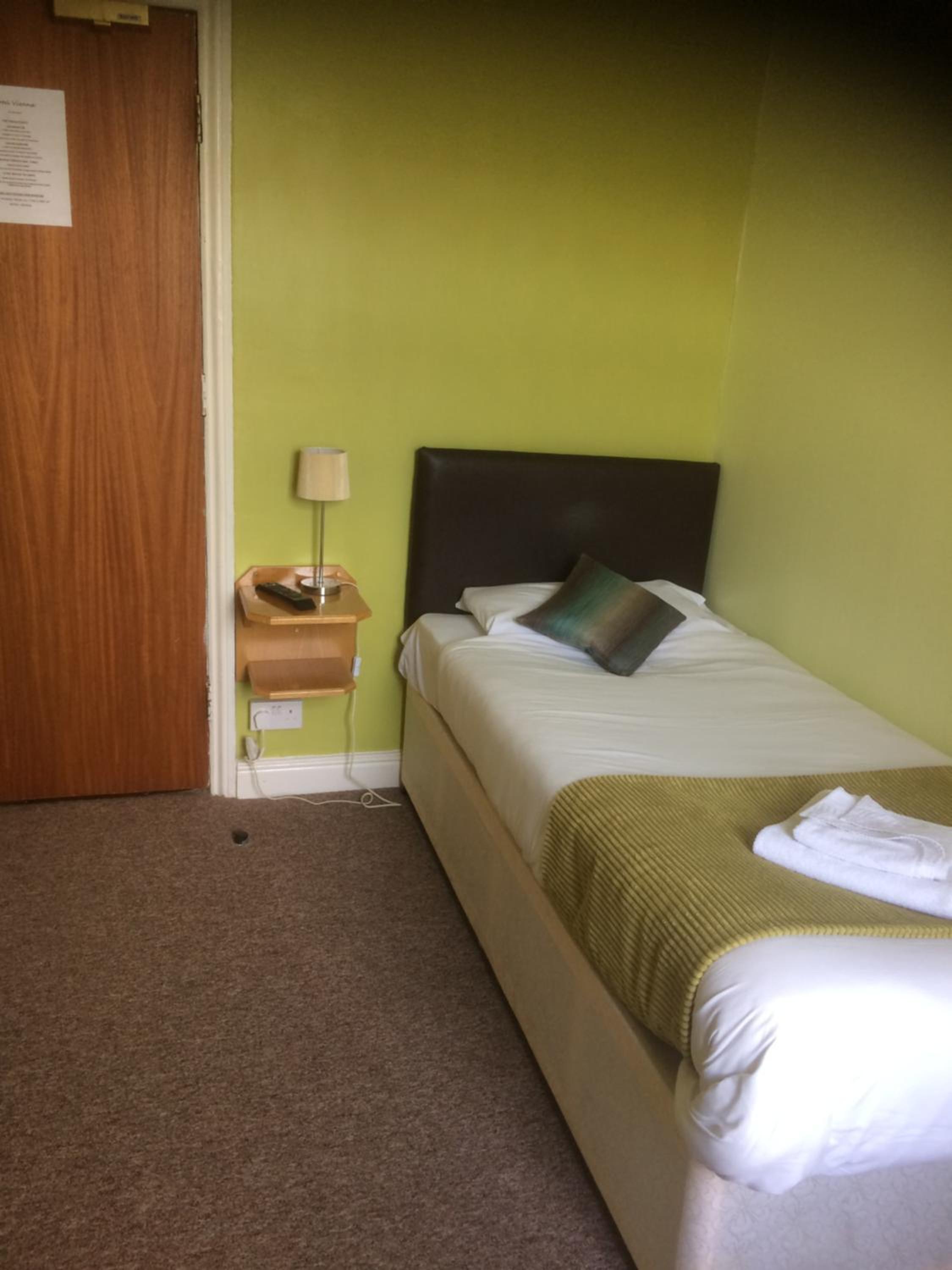 Single Room With Shared Bathroom