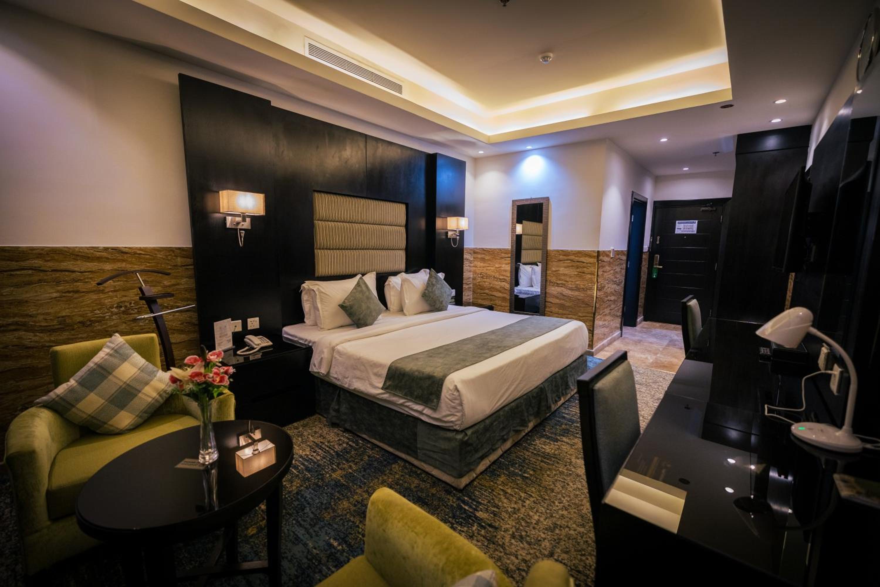 Standard King Room