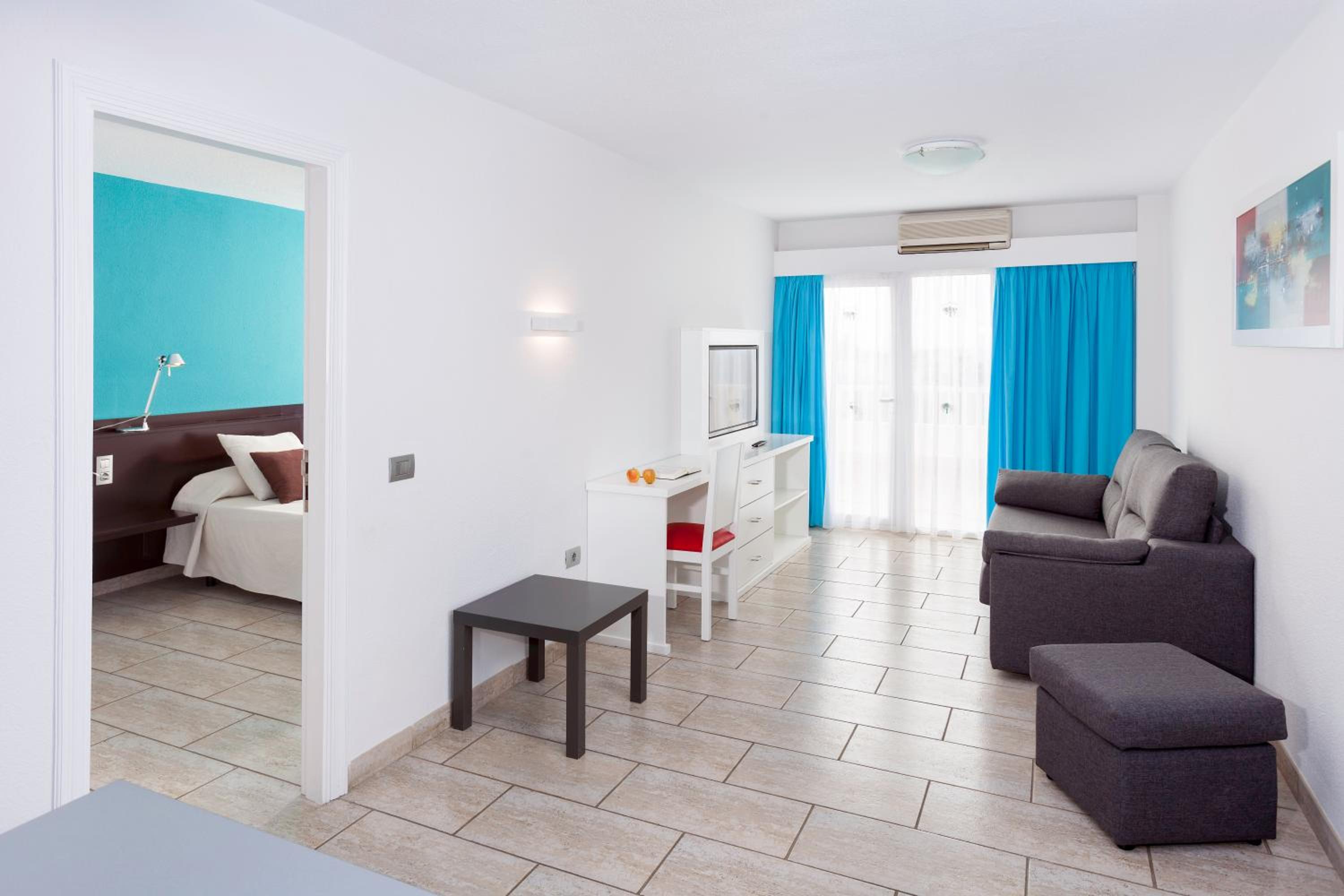 Two-Bedroom Apartment (4 People)