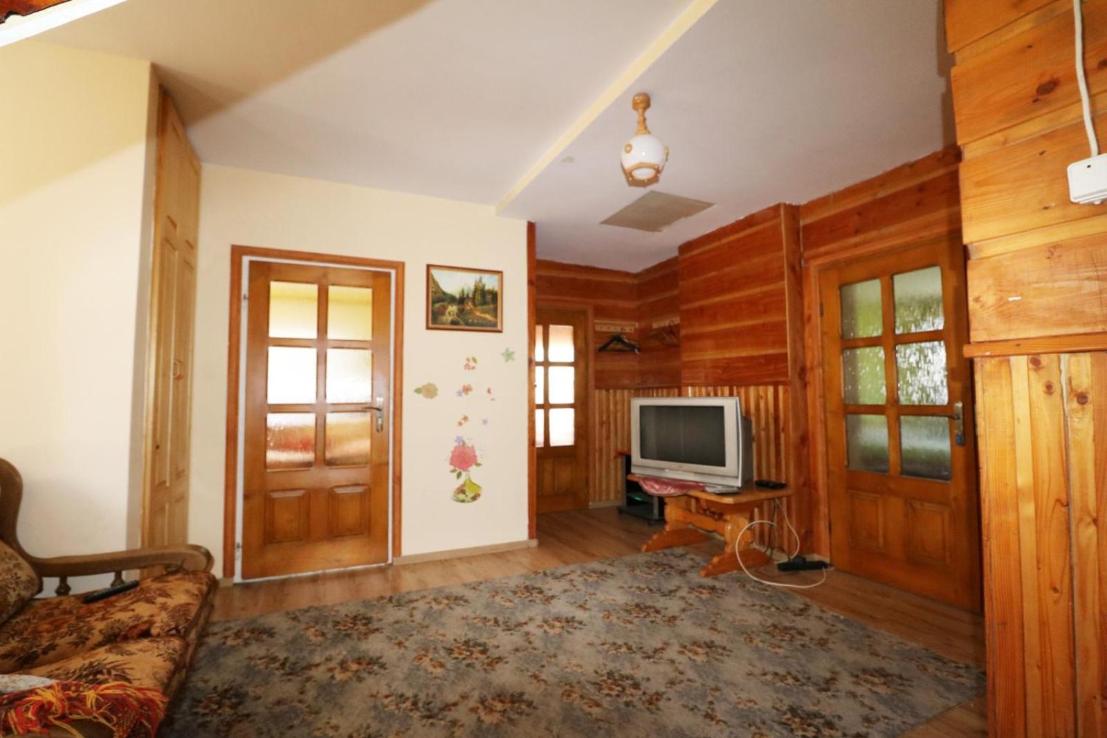 Budget Twin Room - Photo 2