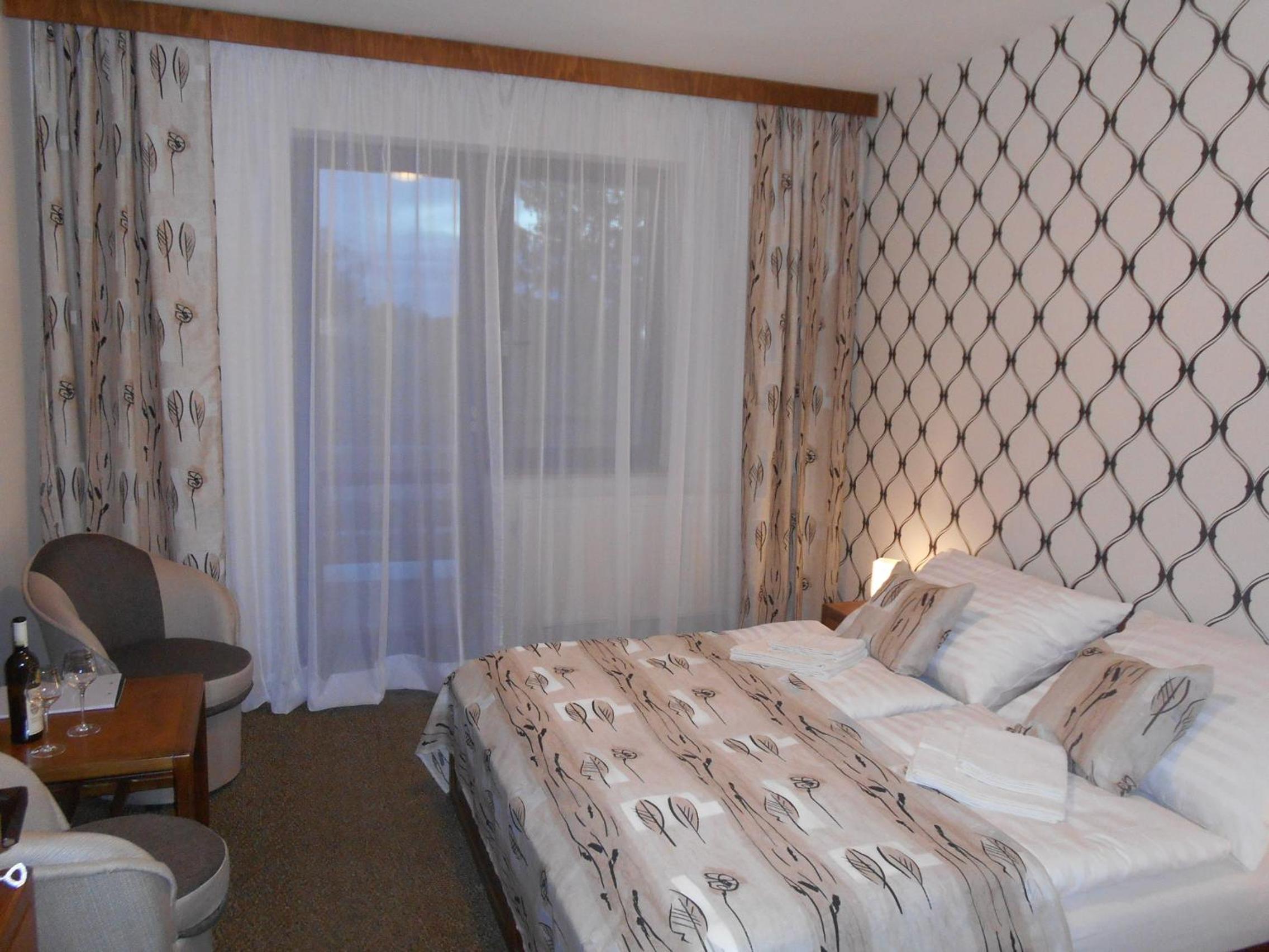 Double or Twin Room photo 2
