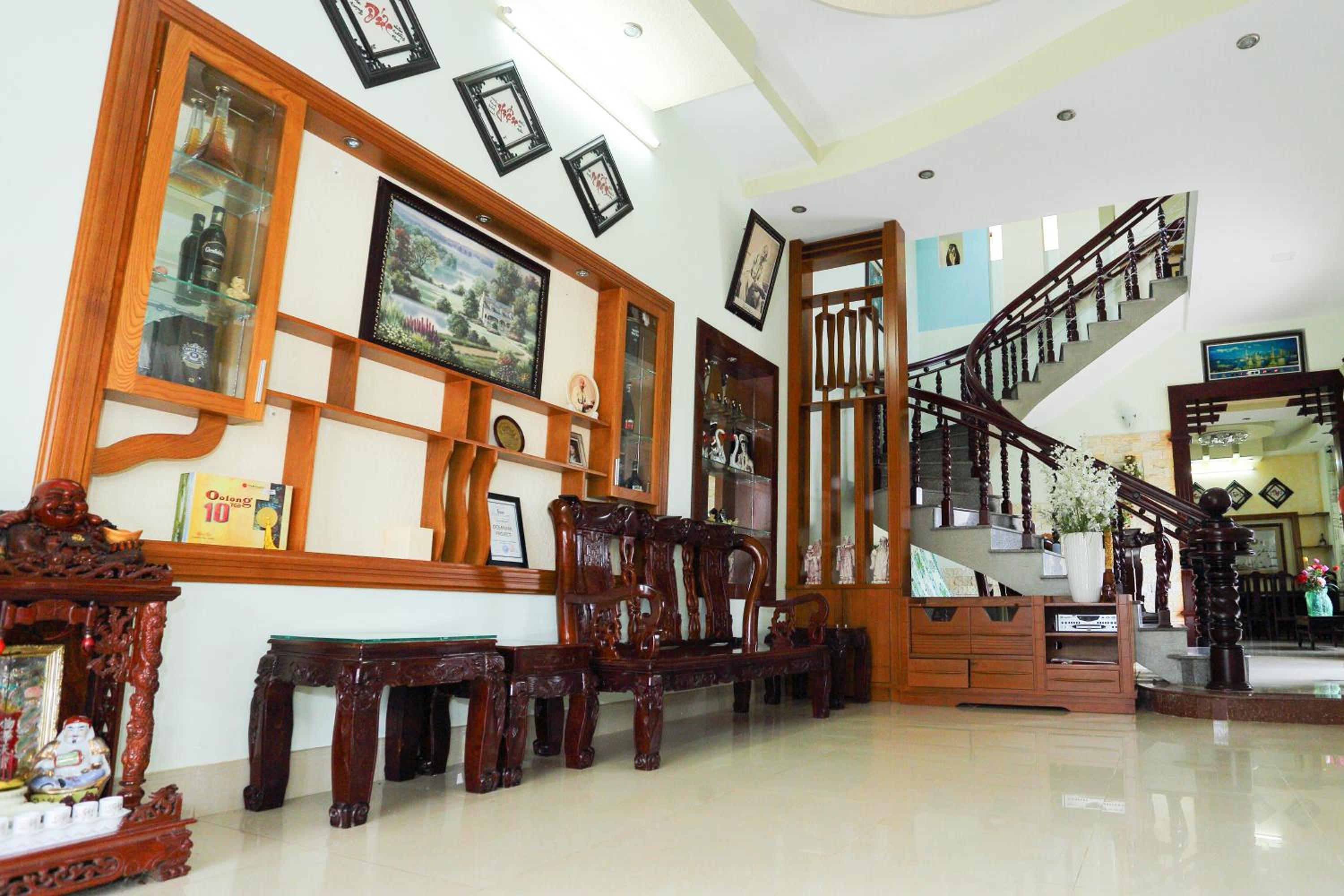 Villa photo 1