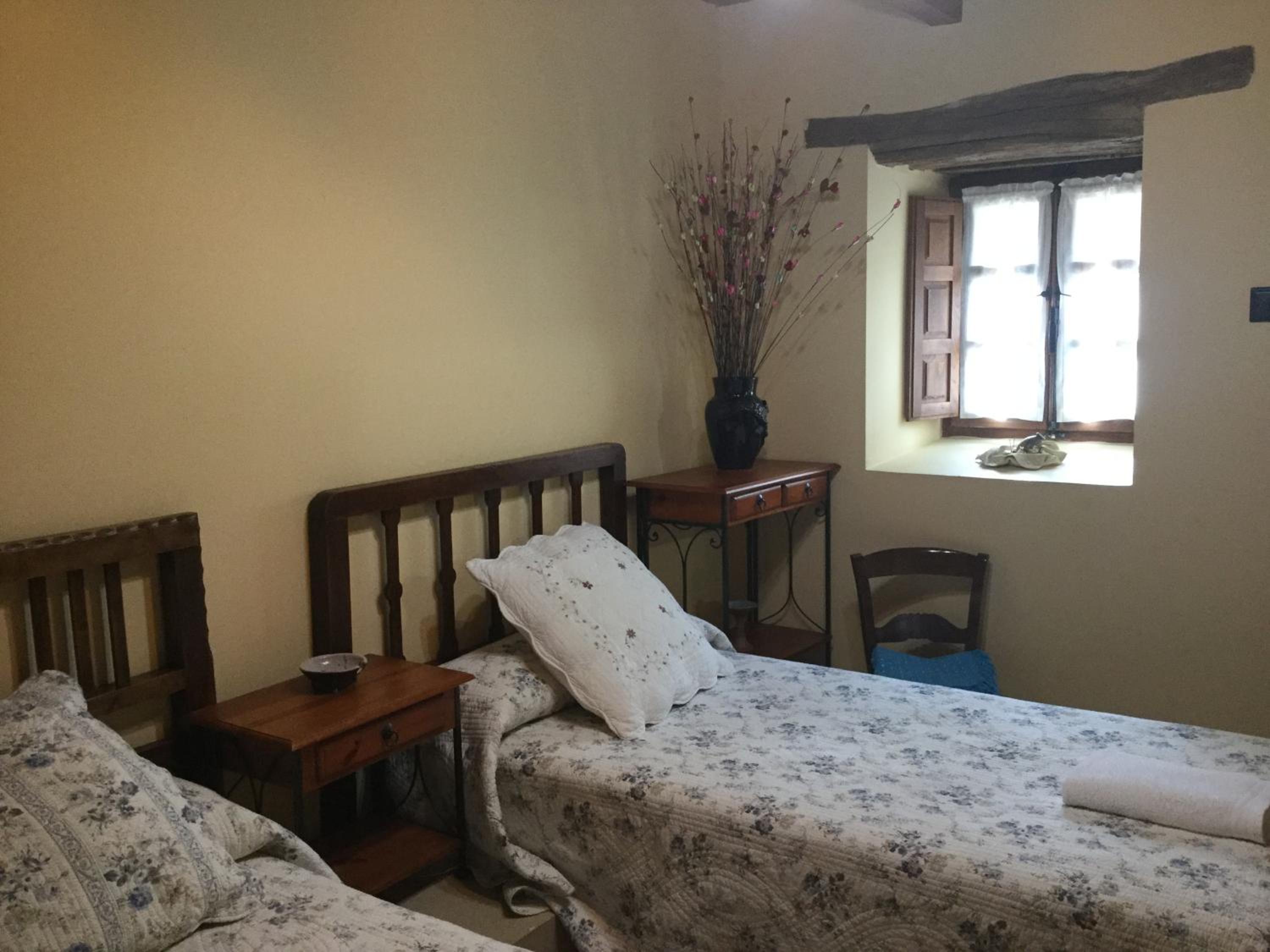 Habitación Triple con Baño Privado