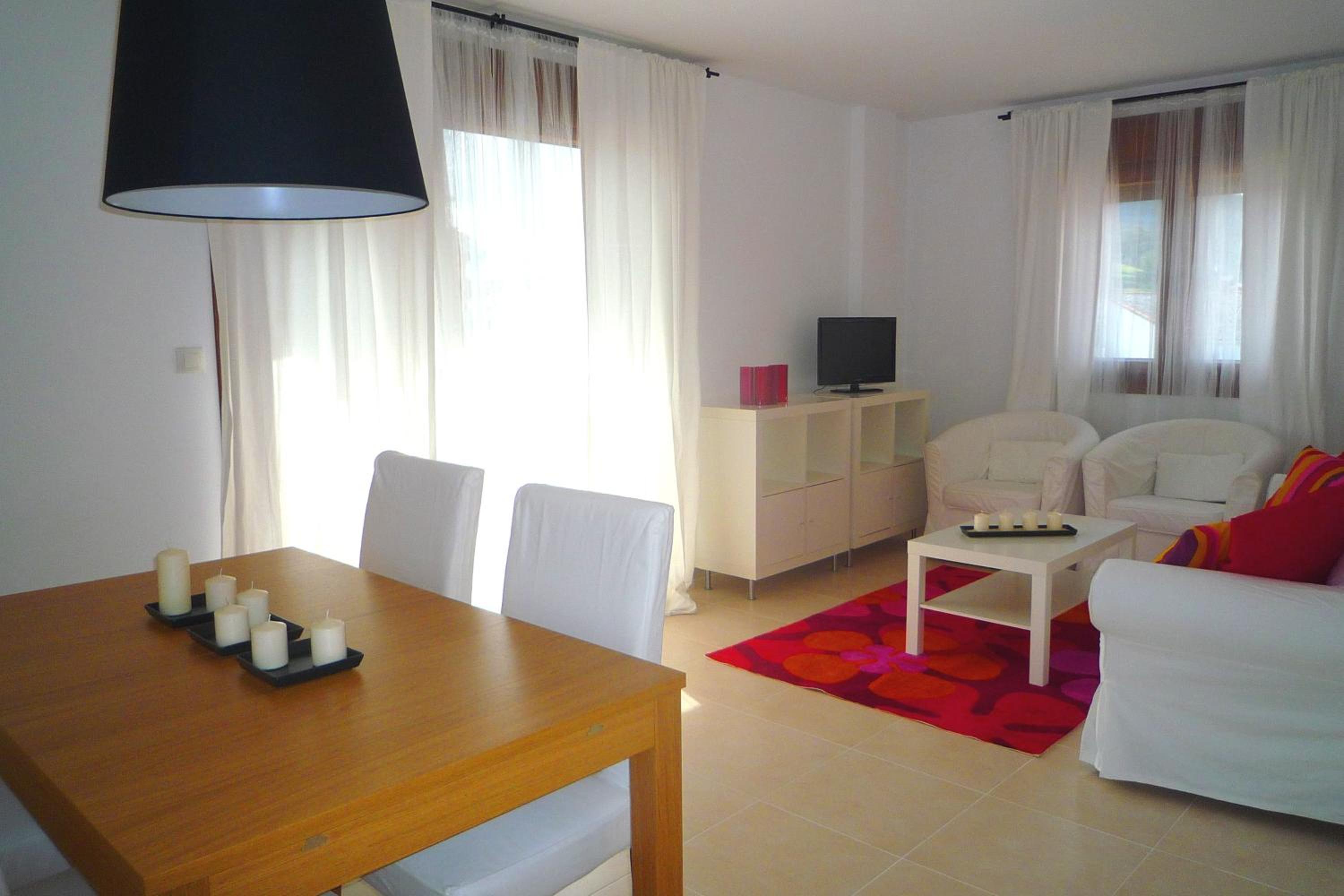 Apartment with Pool View  photo 2