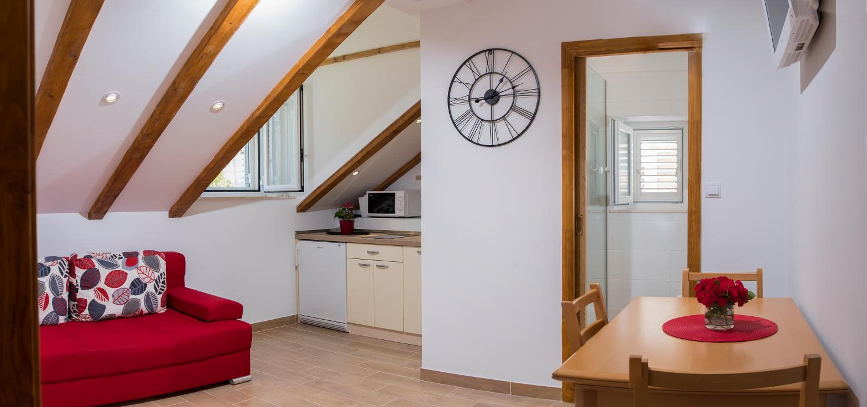 Apartment (2 Adults)