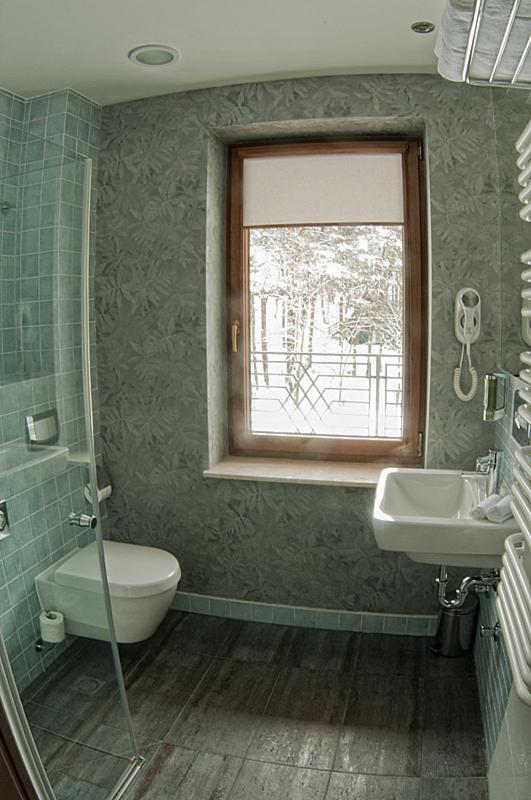 Standard Twin Room - Photo 2