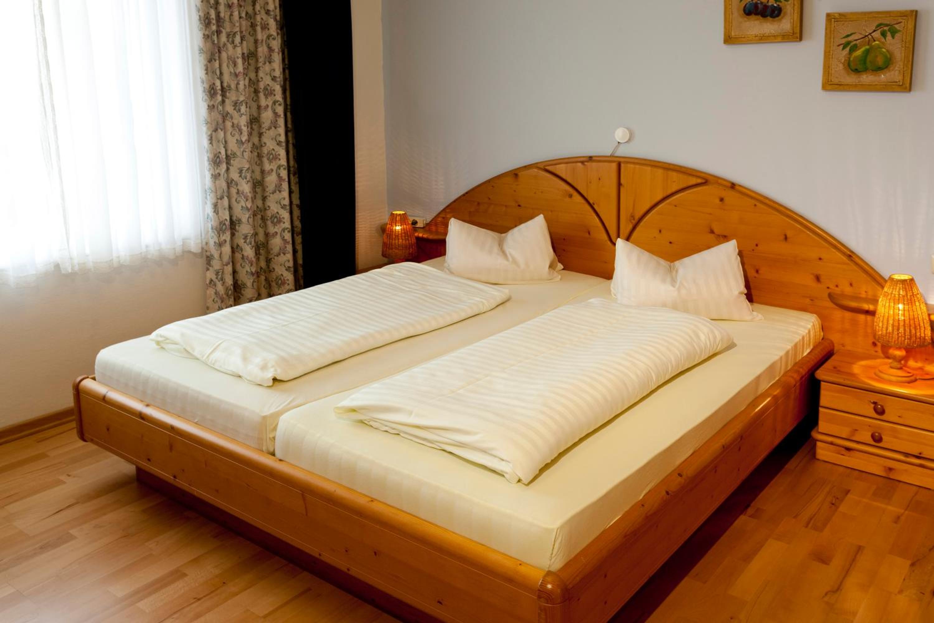 Budget Double Room photo 2