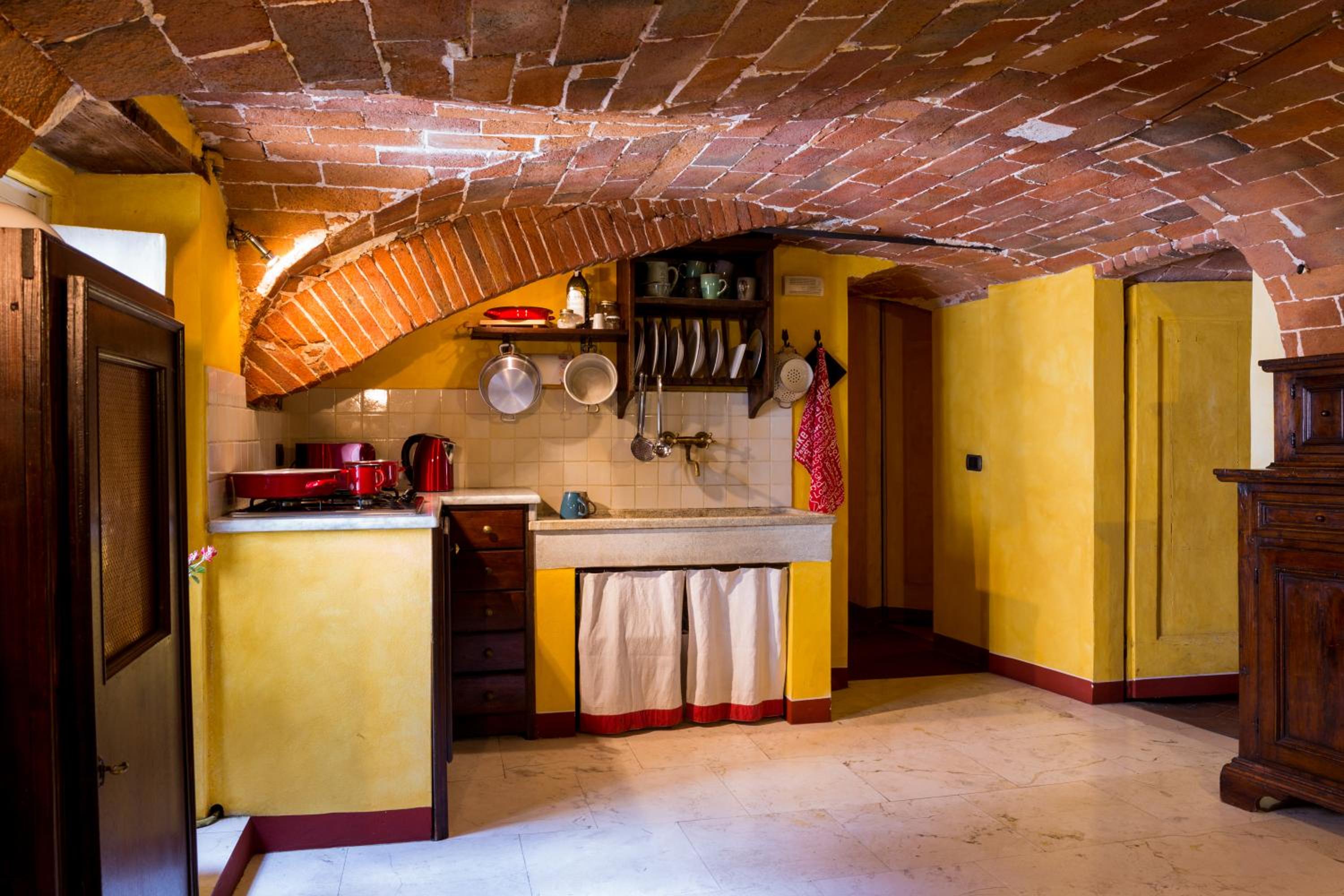 Apartment - Photo 9