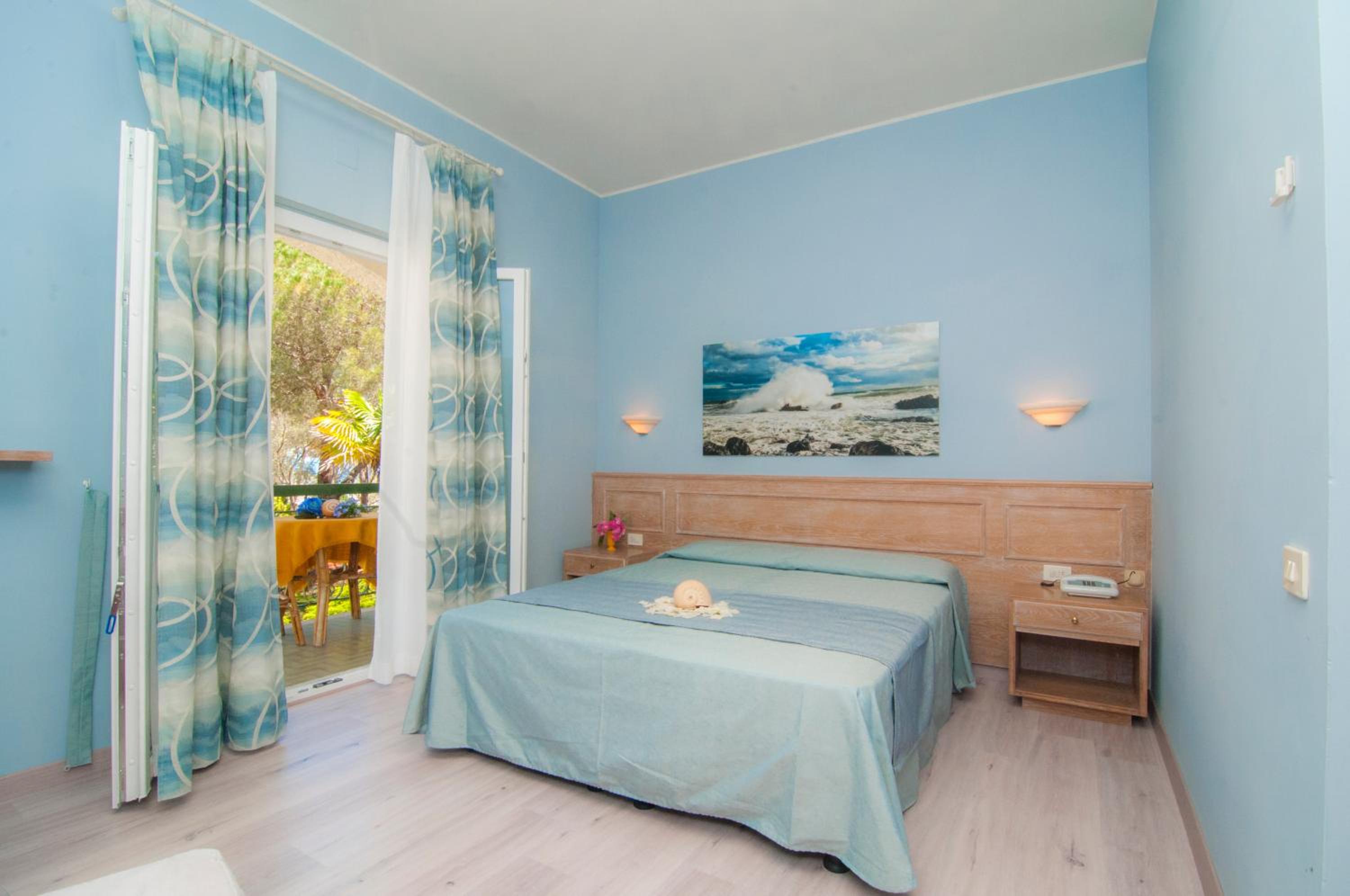 Double or Twin Room with Balcony
