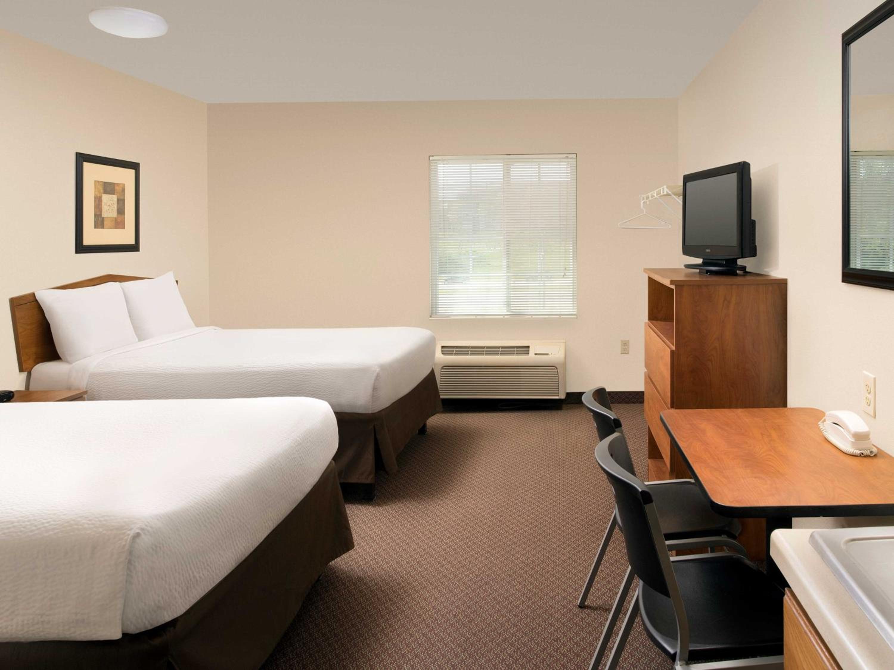 Double Room with Two Double Beds - Non-Smoking photo 1