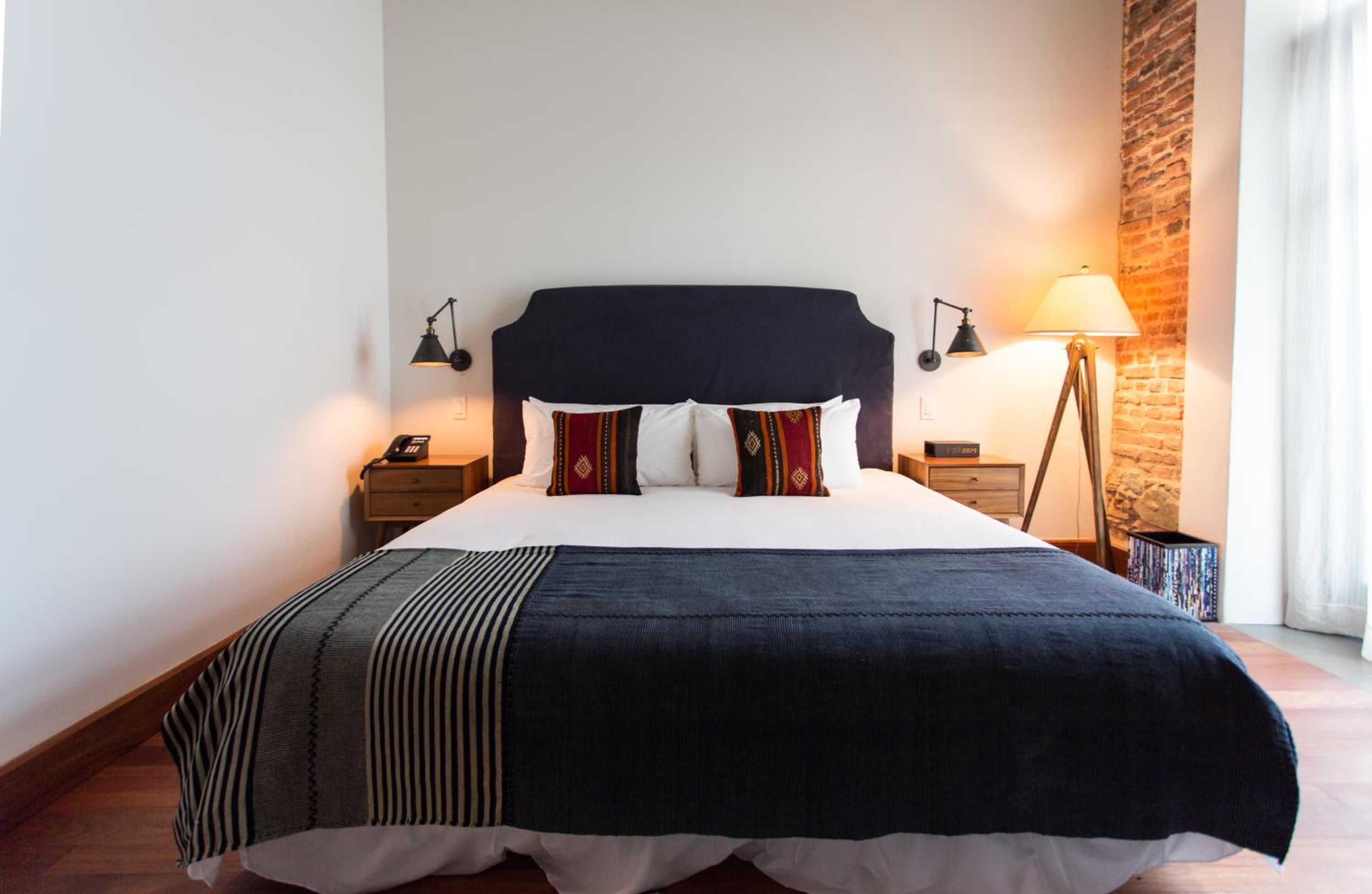 Deluxe King Room photo 3