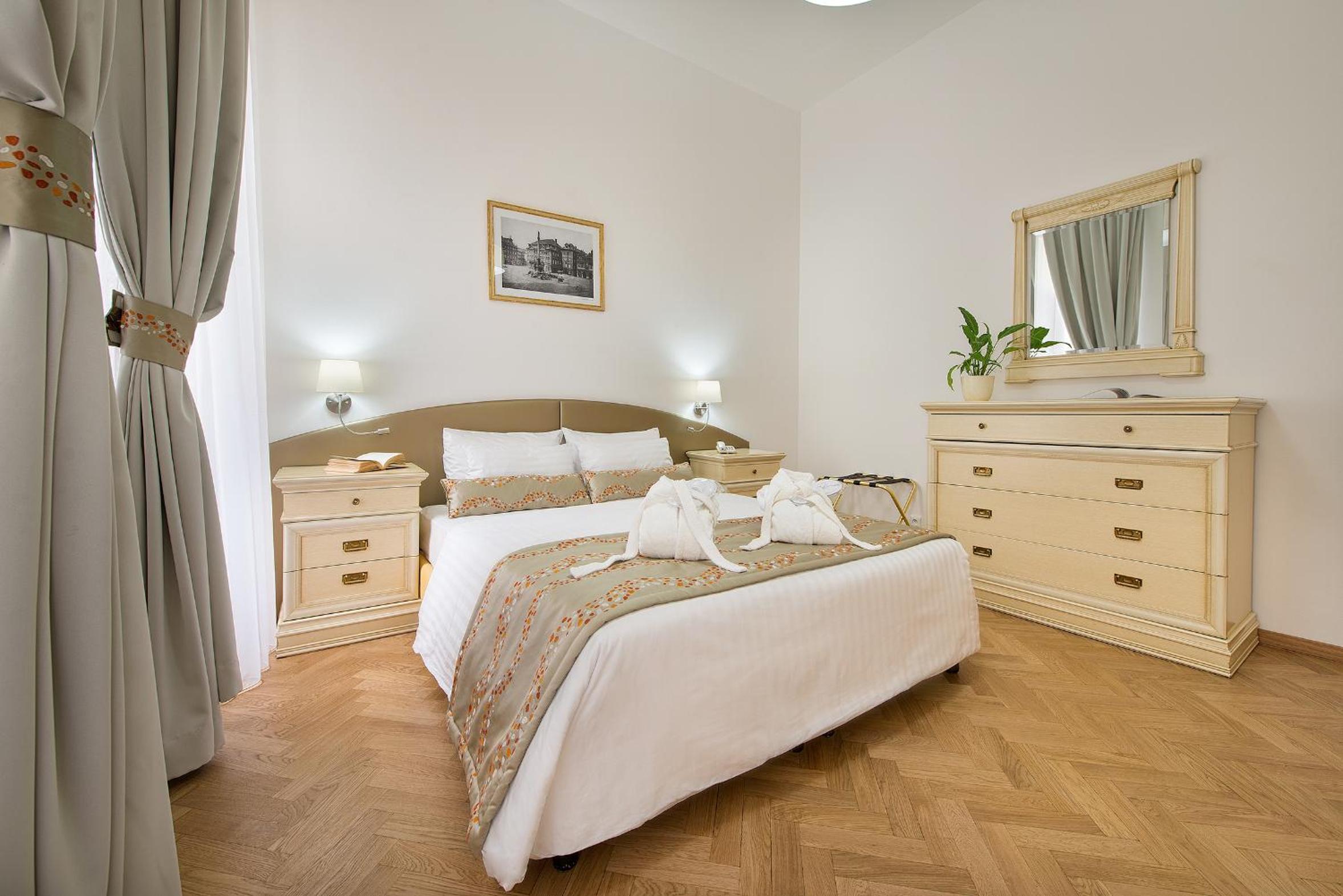 Available room