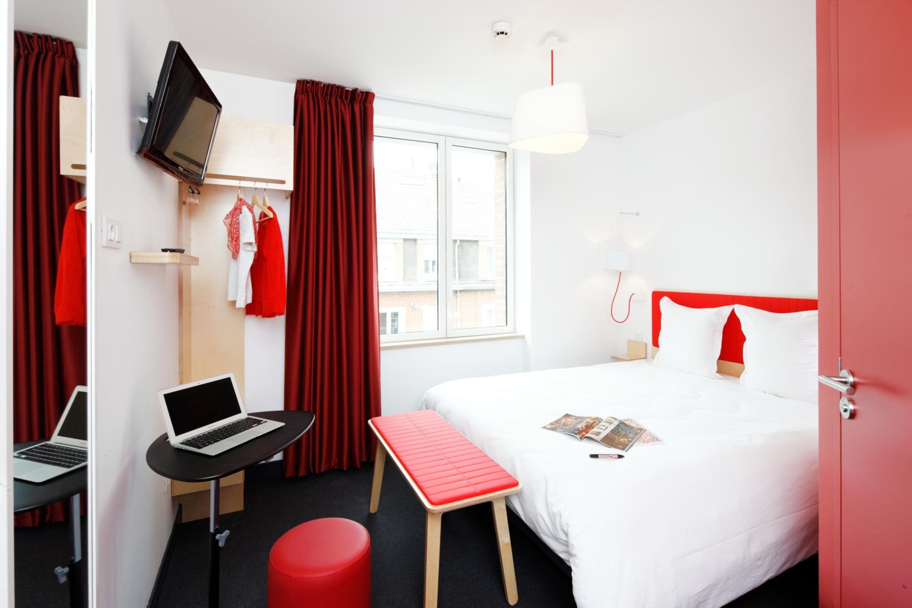 Standard Double Room photo 3