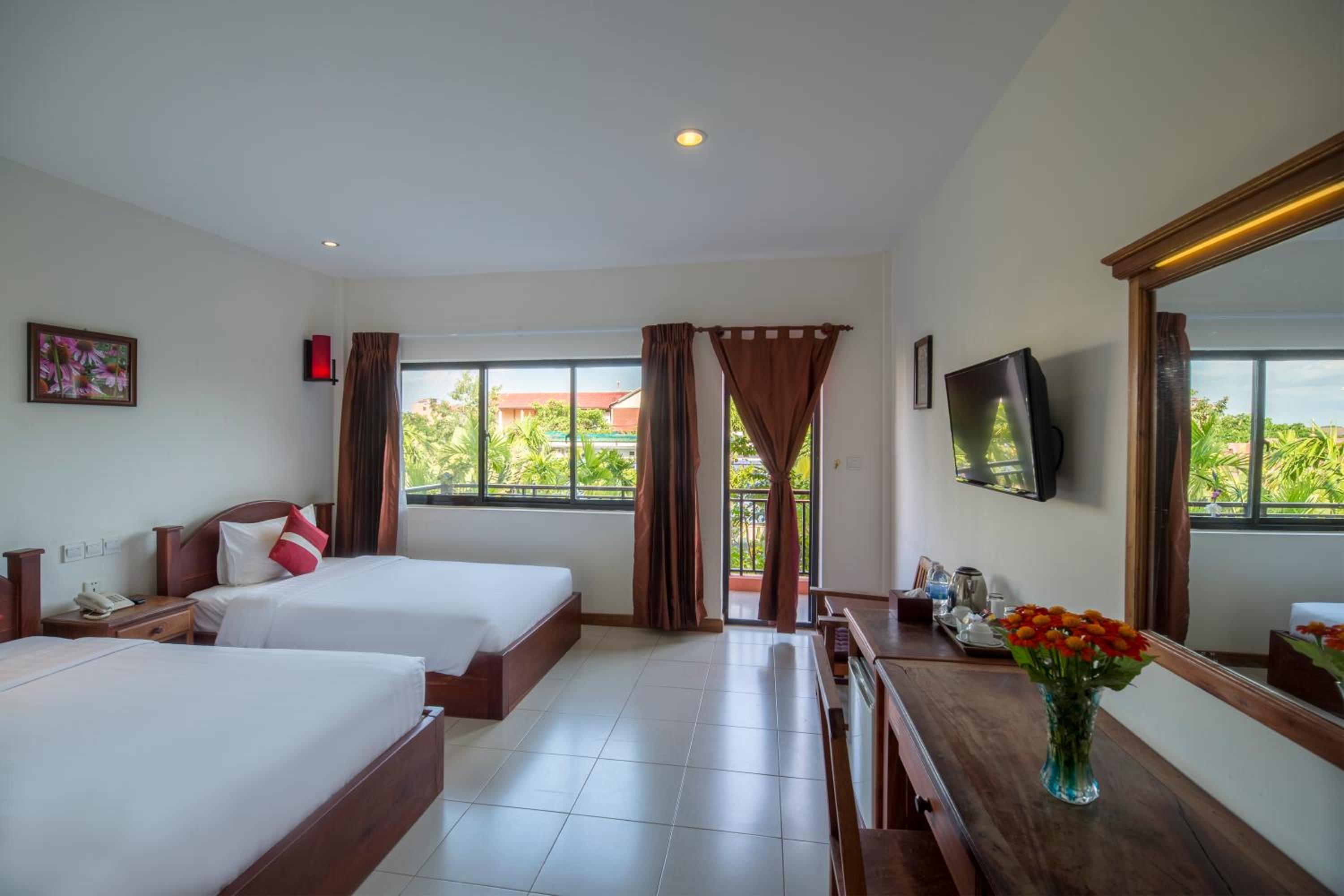 Deluxe Twin Room