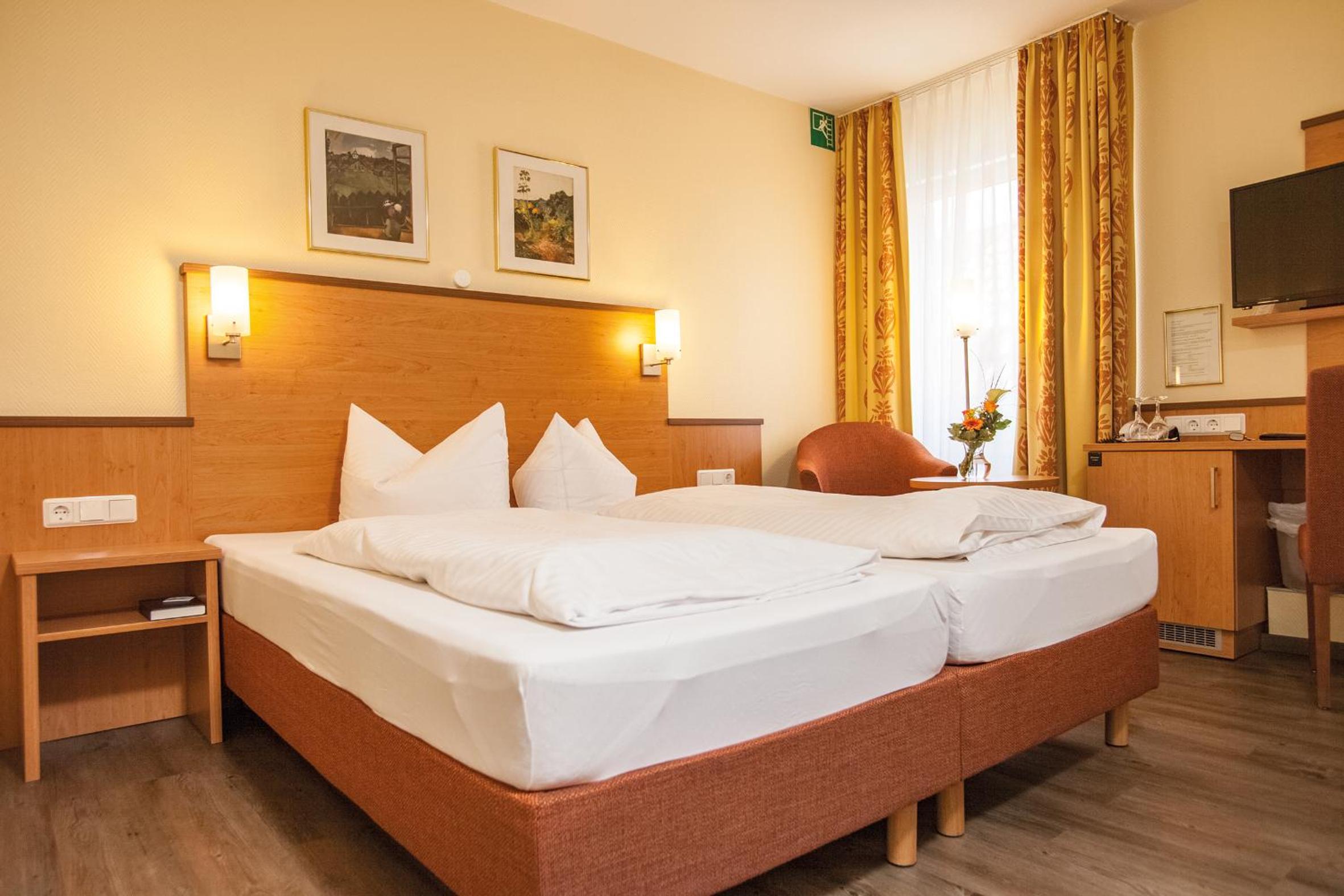 Classic Double Room